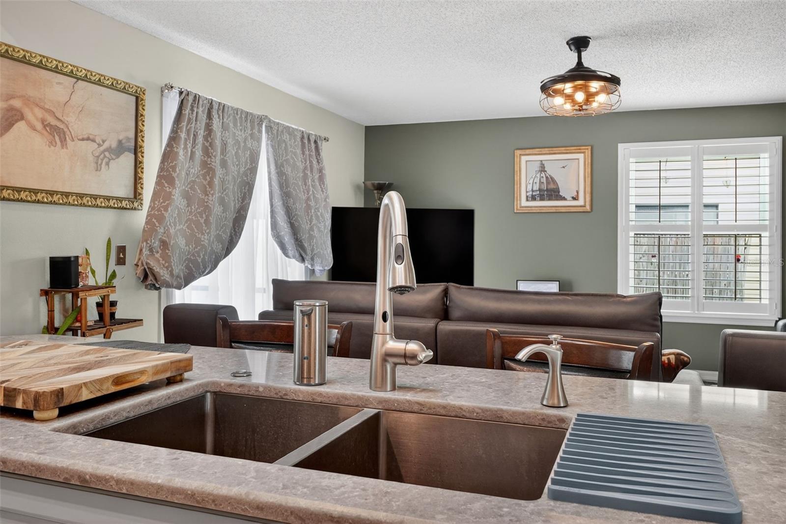 Image 10 of 52 For 994 Sweetbrier Drive