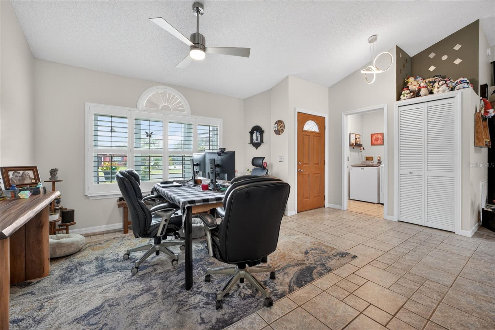 Image 16 of 52 For 994 Sweetbrier Drive