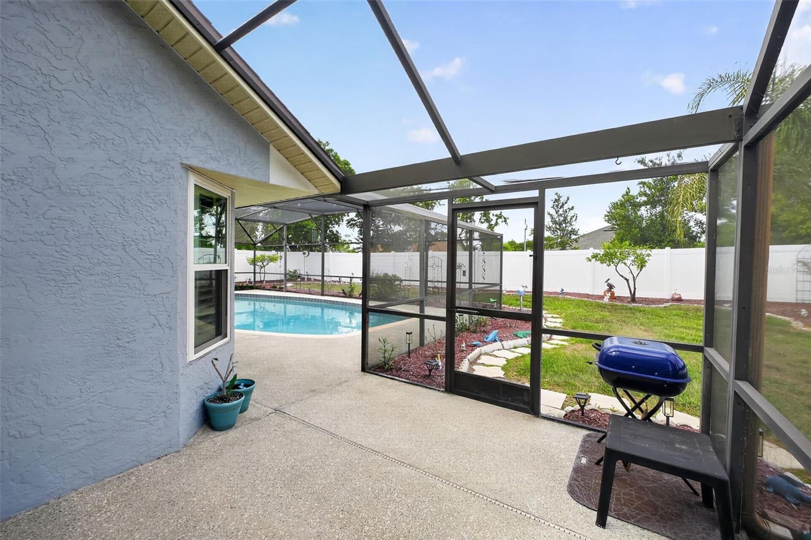 Image 29 of 52 For 994 Sweetbrier Drive