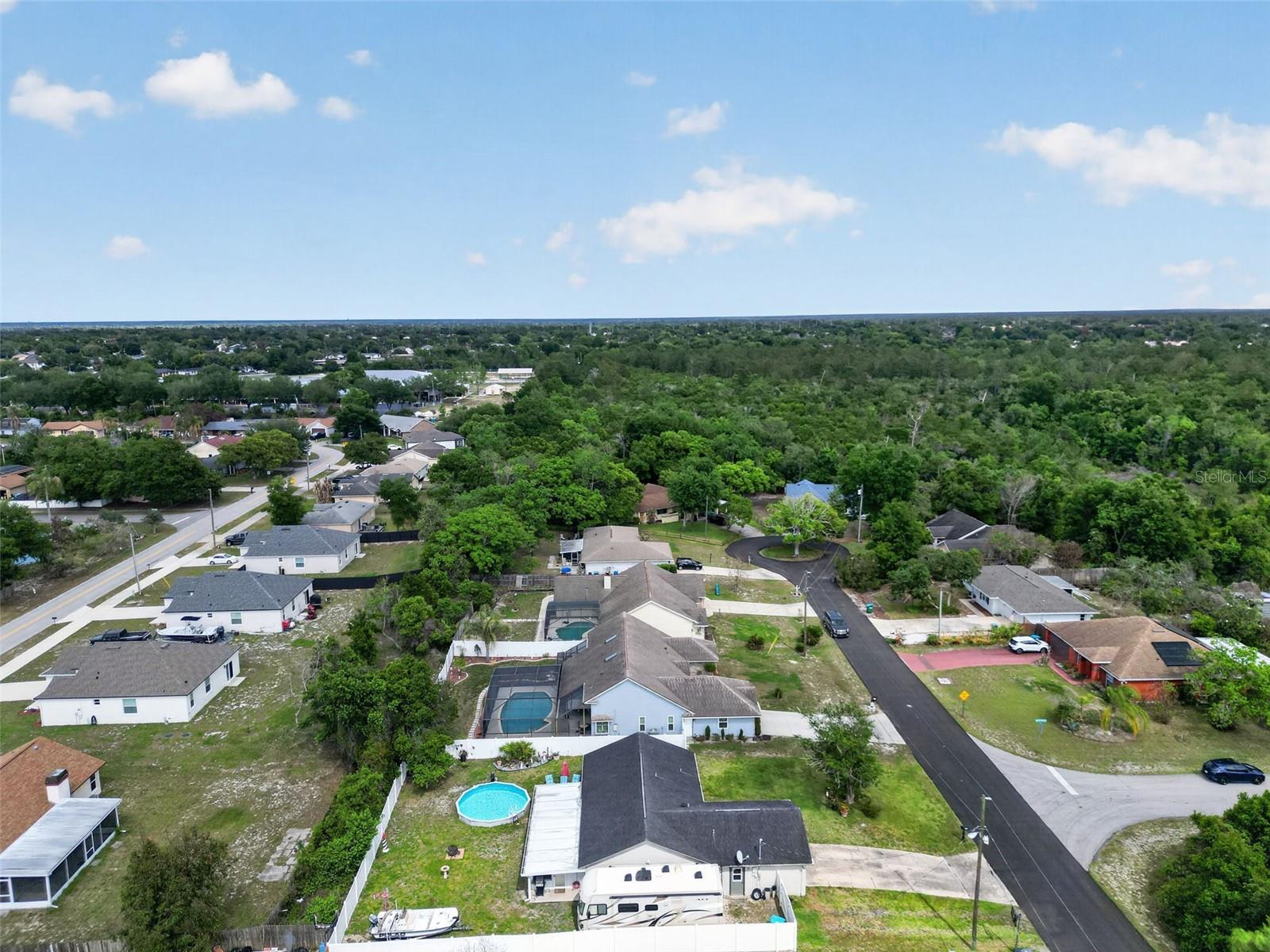 Image 39 of 52 For 994 Sweetbrier Drive