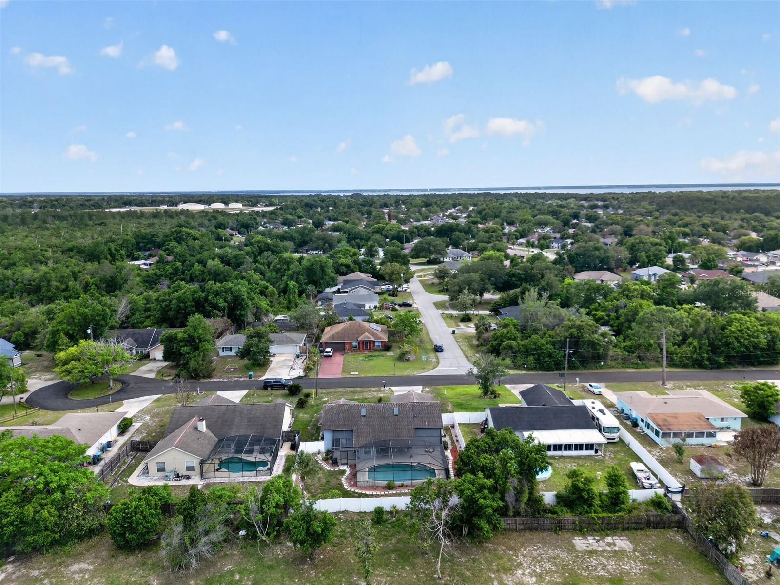 Image 40 of 52 For 994 Sweetbrier Drive