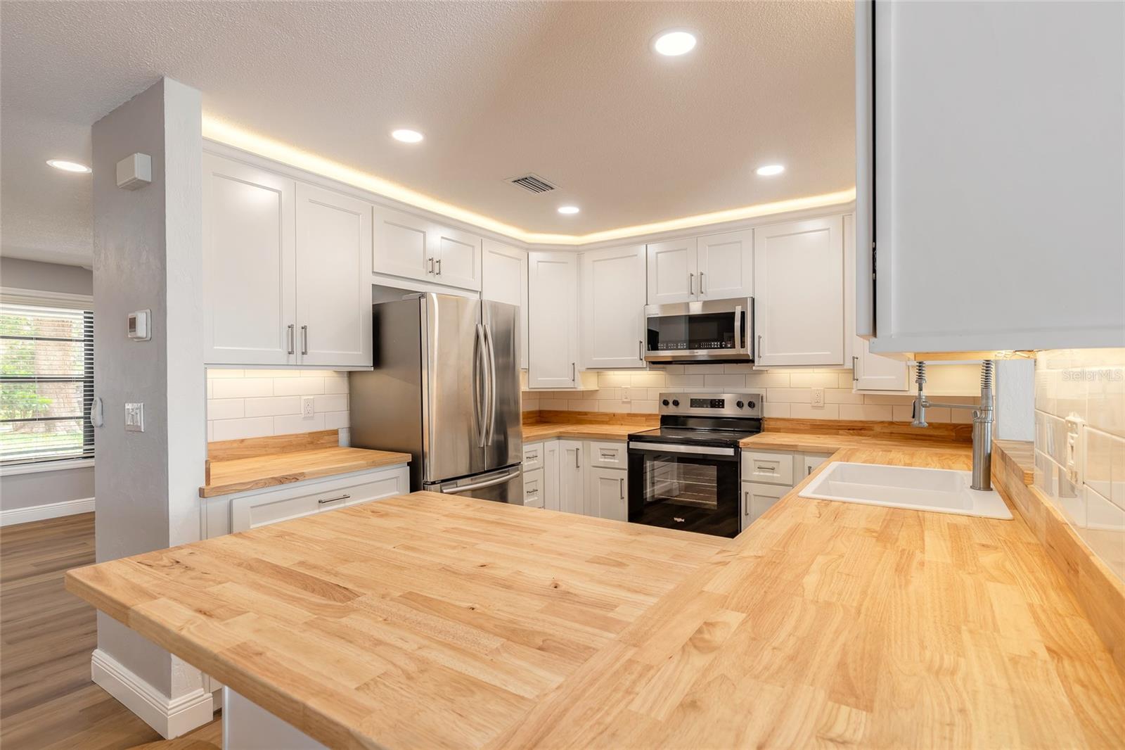 Image 13 of 50 For 350 Sagewood Drive