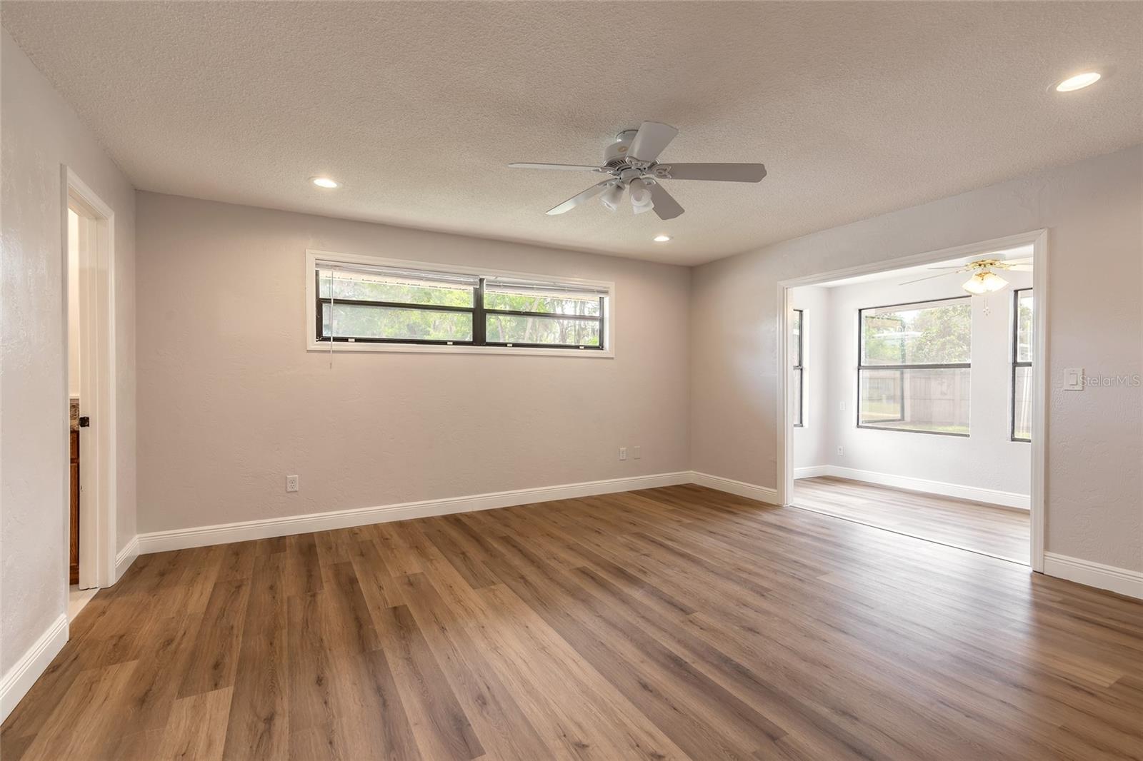 Image 20 of 50 For 350 Sagewood Drive