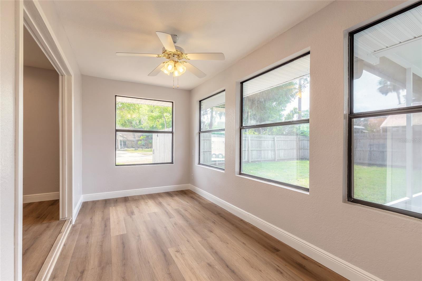 Image 22 of 50 For 350 Sagewood Drive