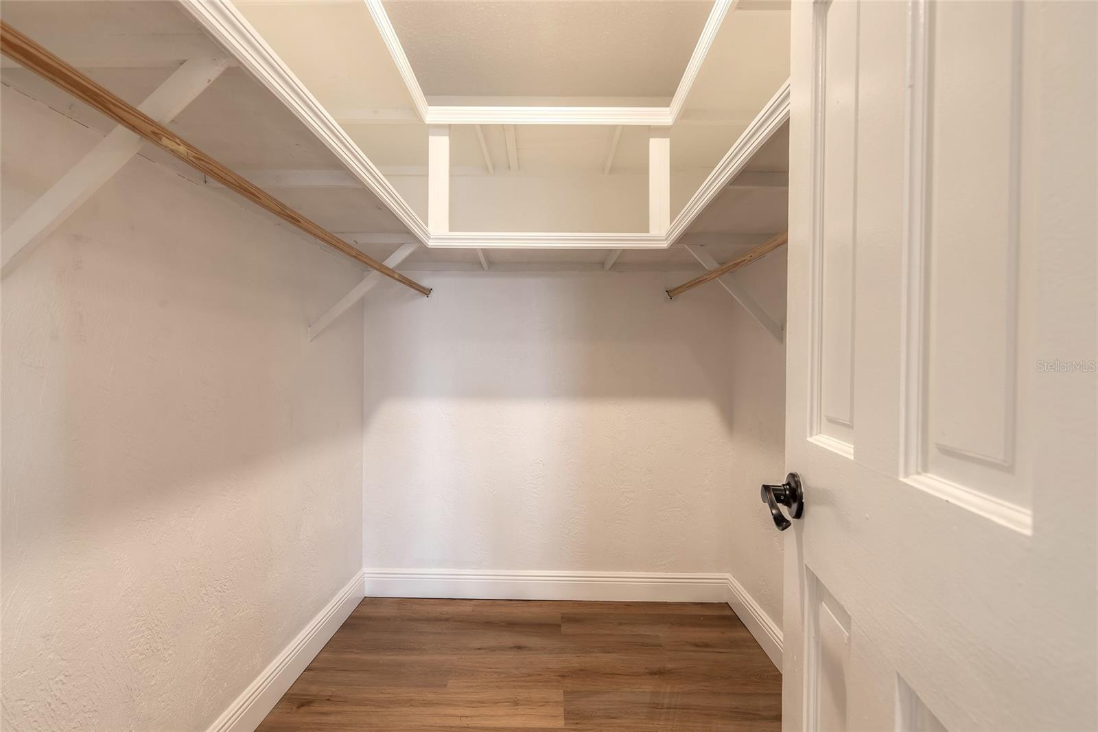 Image 27 of 50 For 350 Sagewood Drive