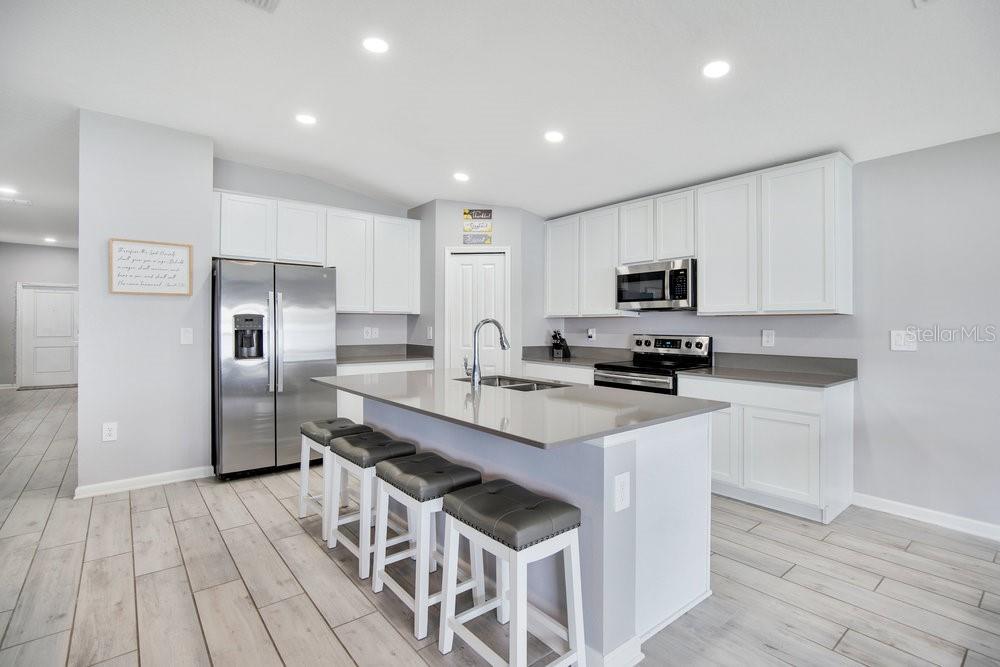 Image 11 of 32 For 2097 Freemark Street