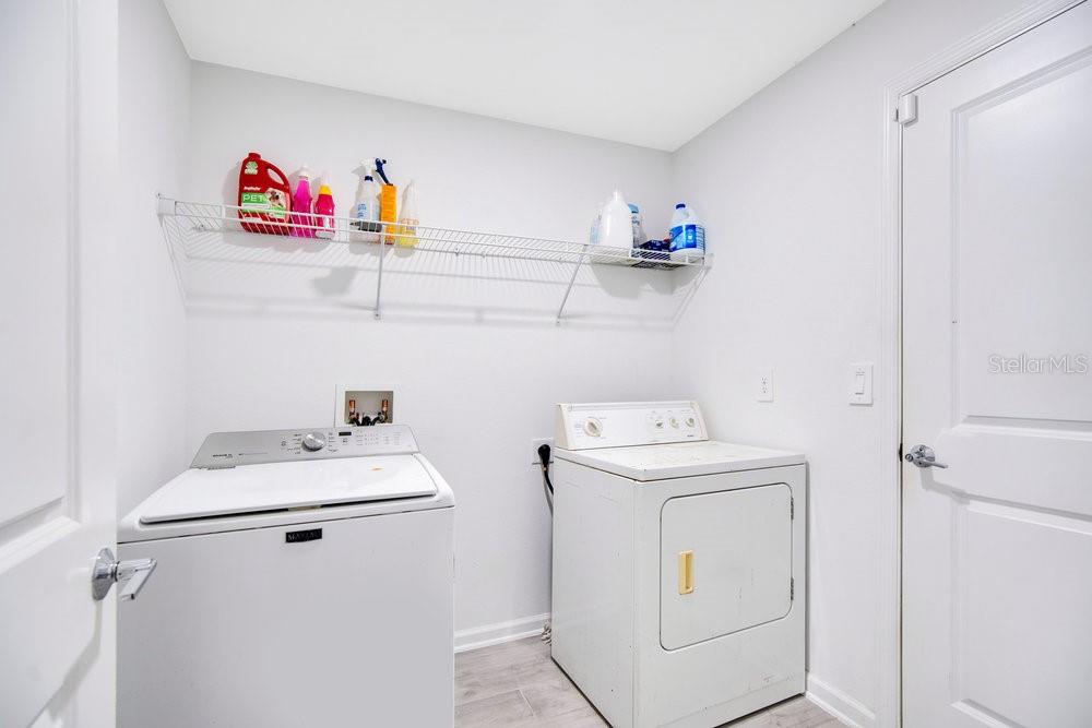 Image 21 of 32 For 2097 Freemark Street