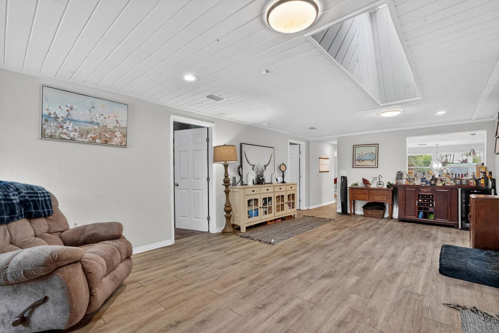 Image 13 of 50 For 925 Flagler Avenue