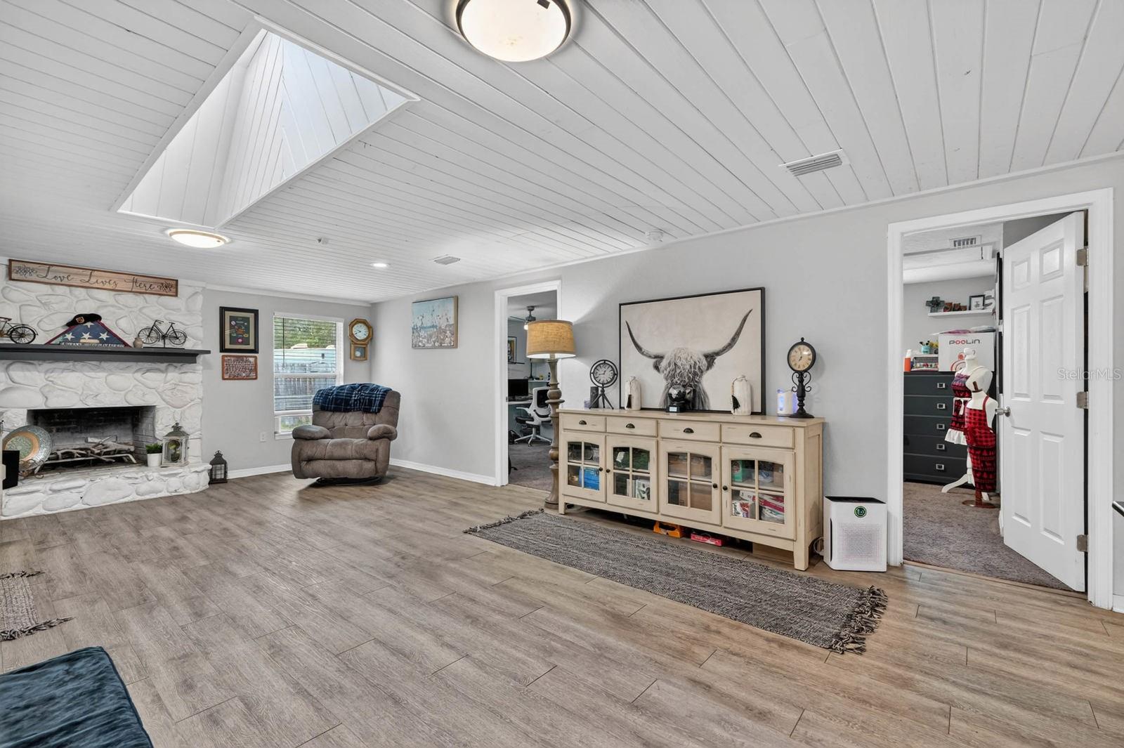 Image 15 of 50 For 925 Flagler Avenue