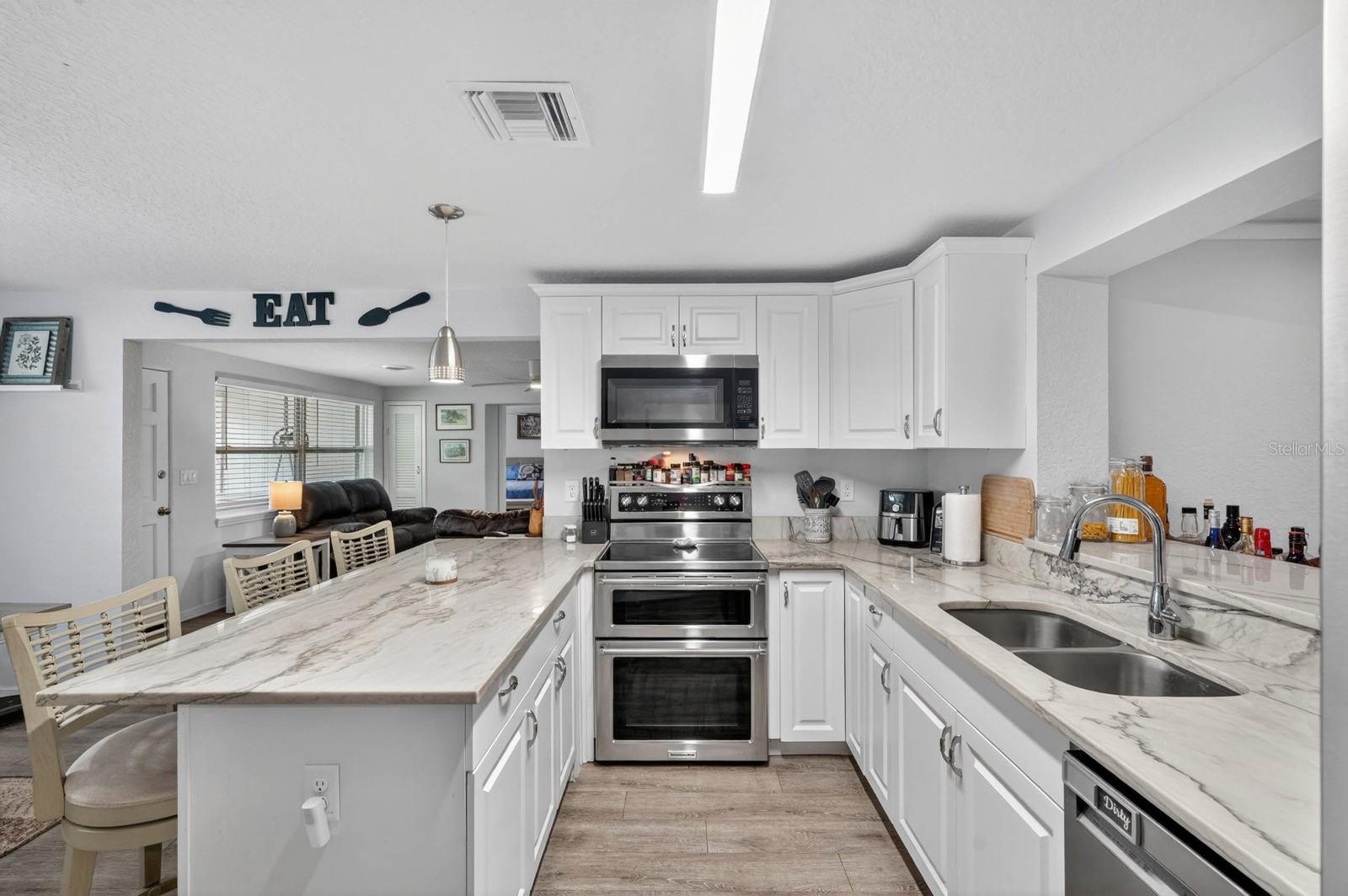 Image 18 of 50 For 925 Flagler Avenue