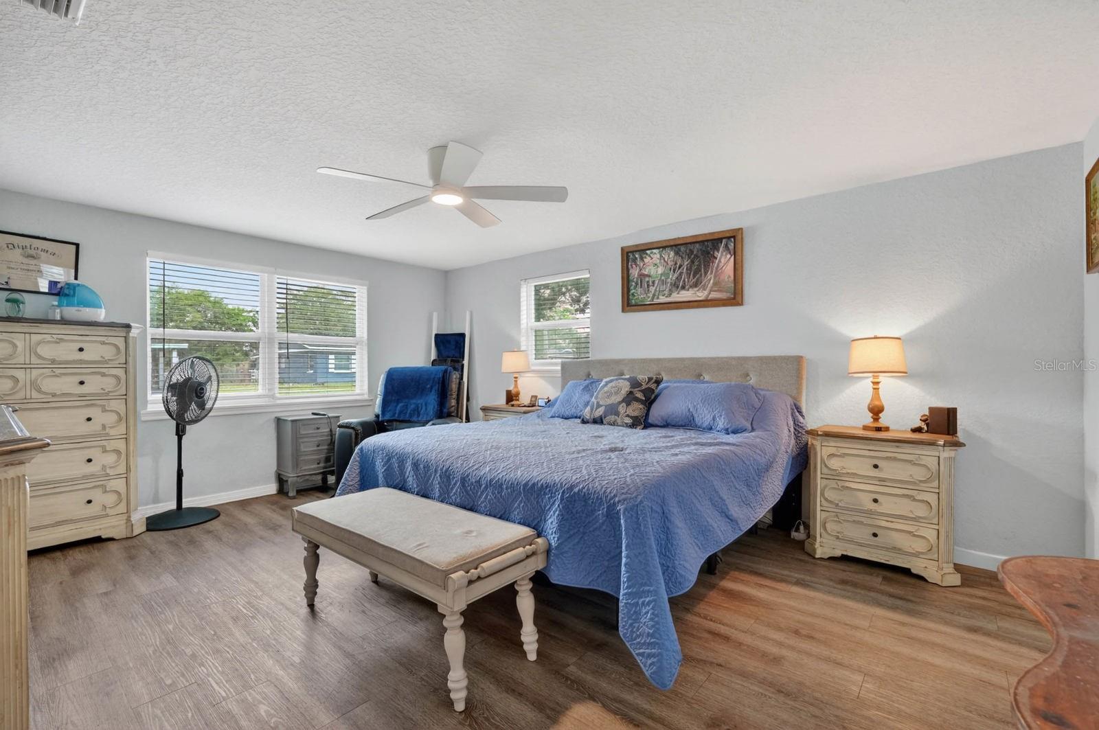 Image 21 of 50 For 925 Flagler Avenue