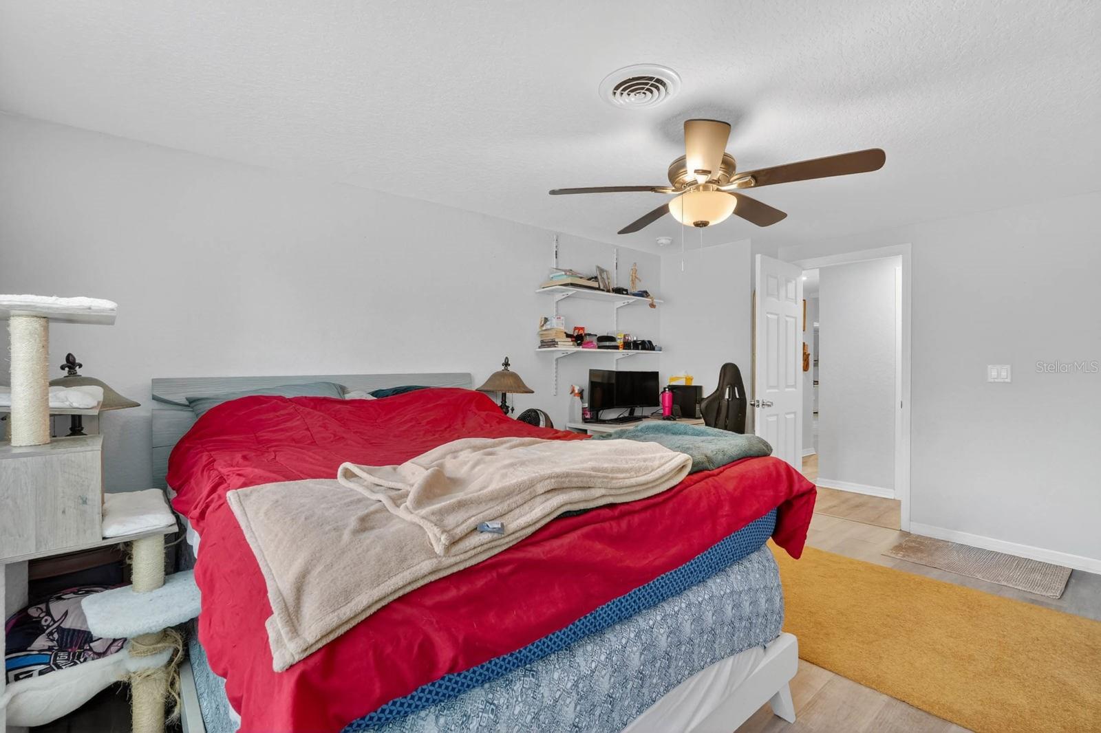 Image 25 of 50 For 925 Flagler Avenue