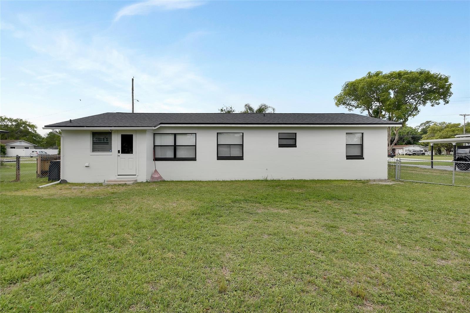 Image 23 of 27 For 44 Narcissus Drive