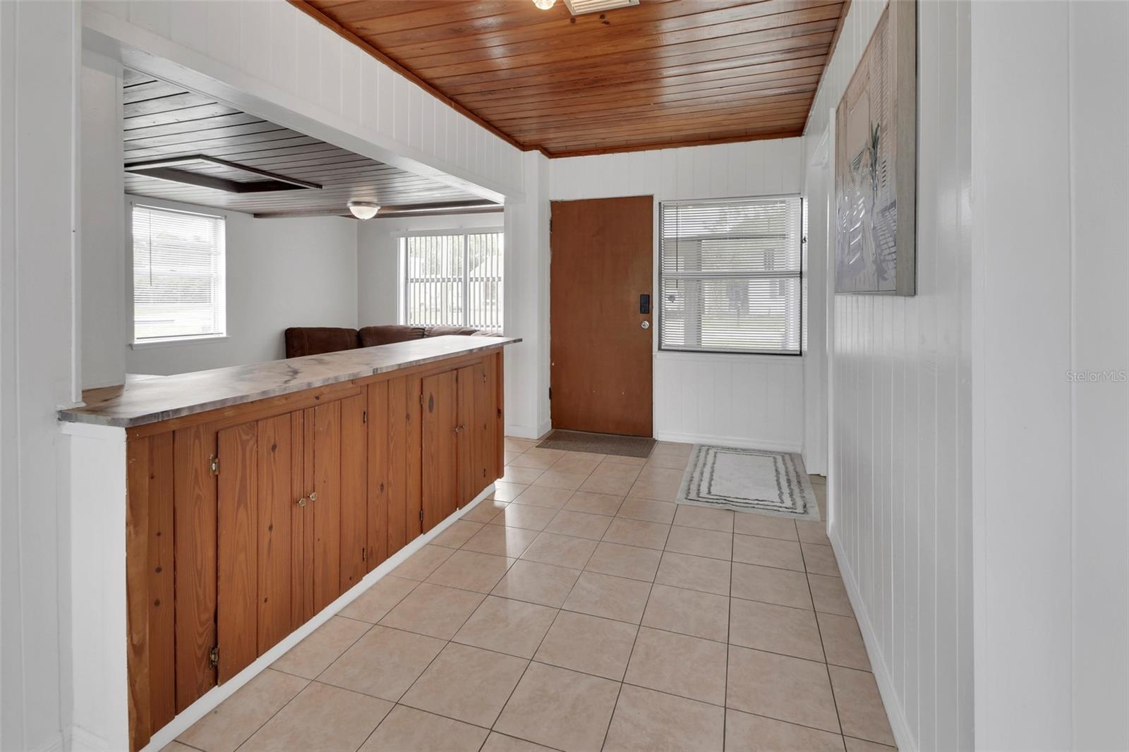 Image 9 of 27 For 44 Narcissus Drive