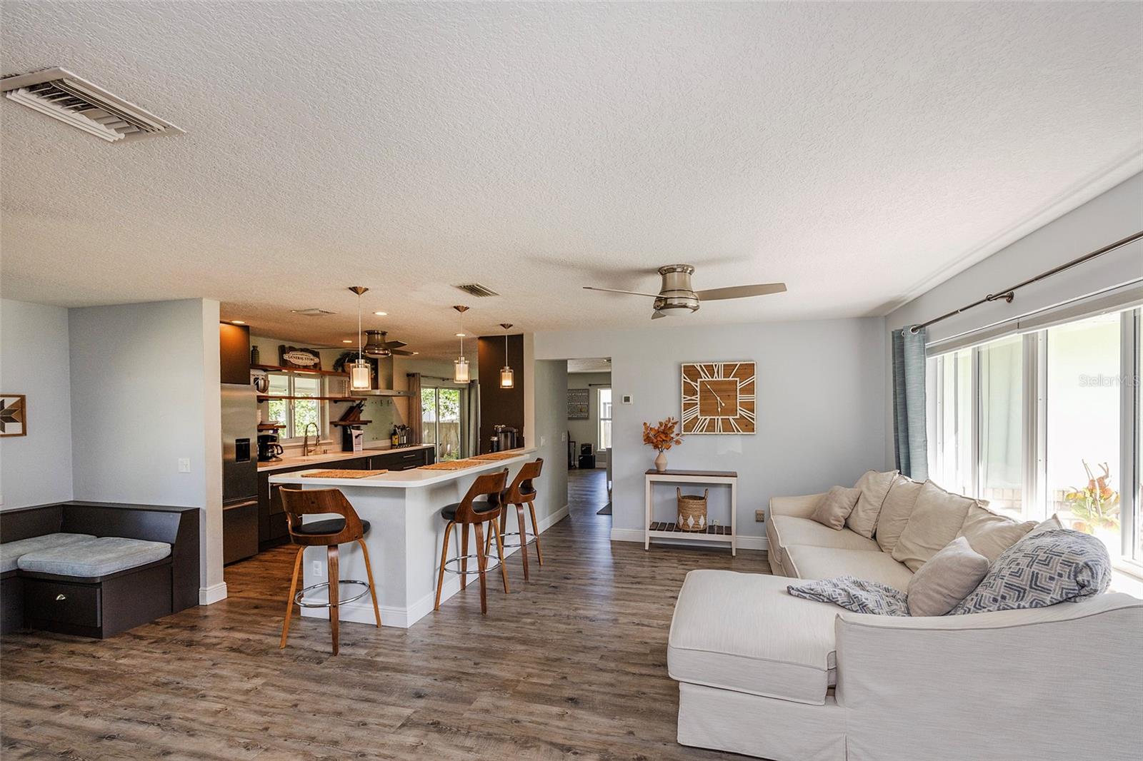 Image 12 of 60 For 1734 Santiago Street