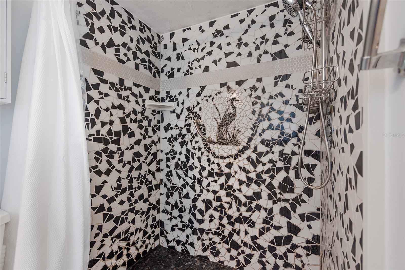 Image 19 of 60 For 1734 Santiago Street