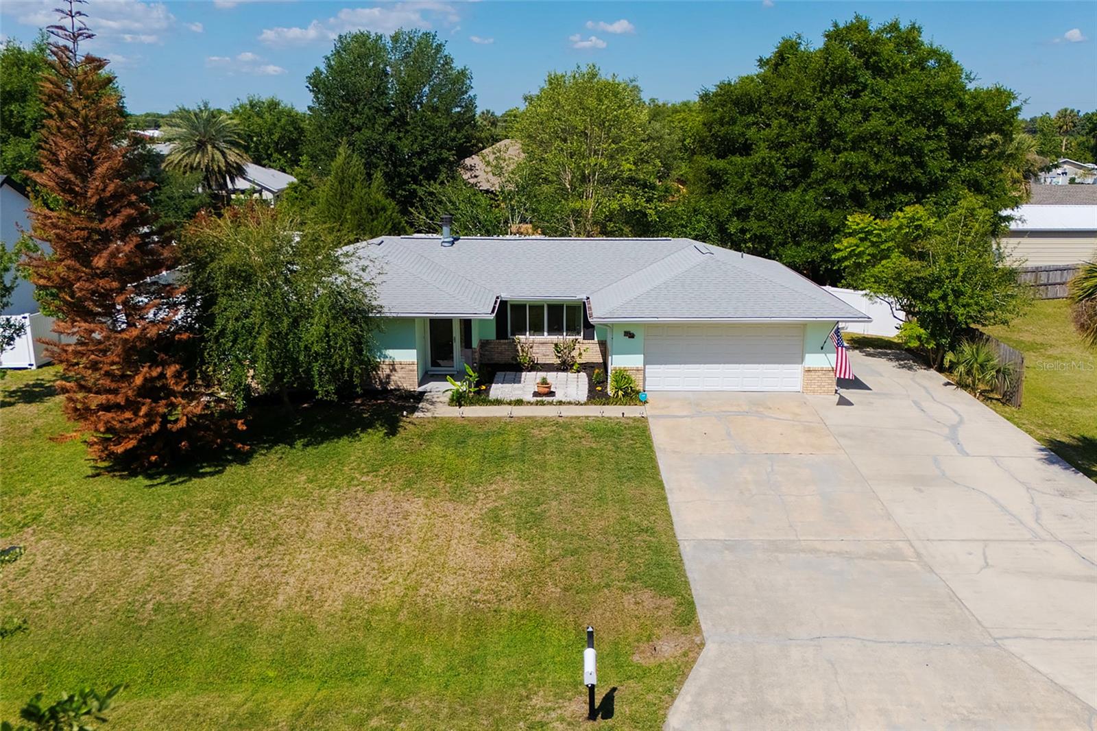 Image 2 of 60 For 1734 Santiago Street