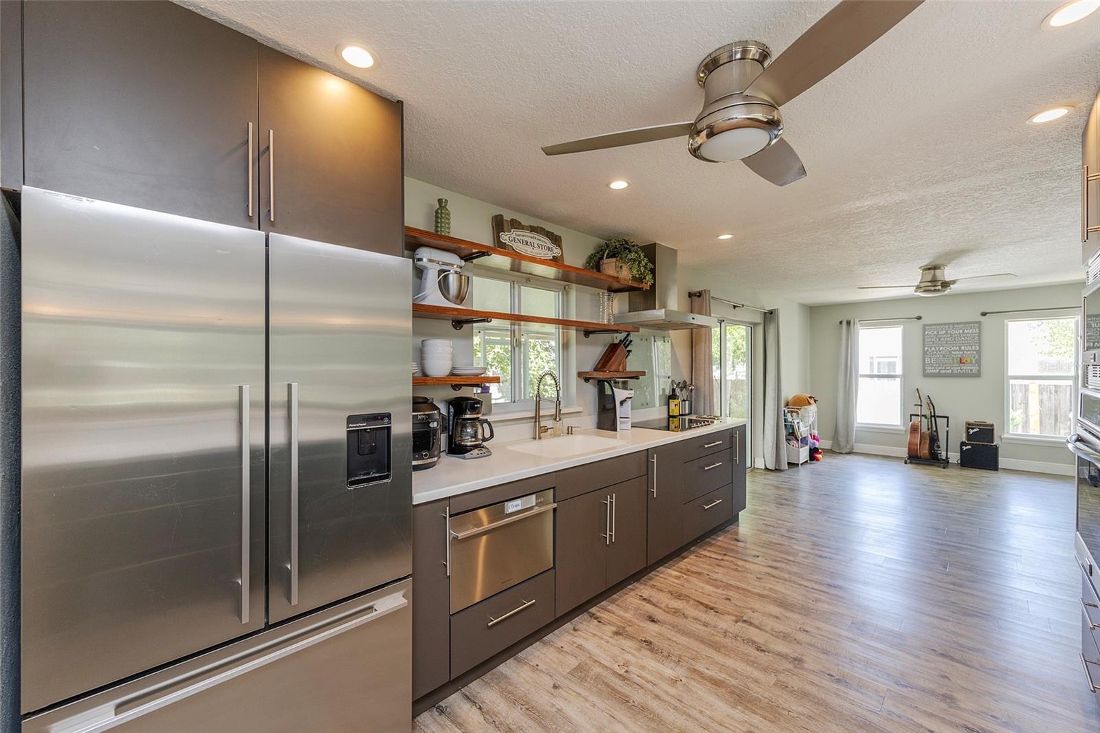 Image 27 of 60 For 1734 Santiago Street