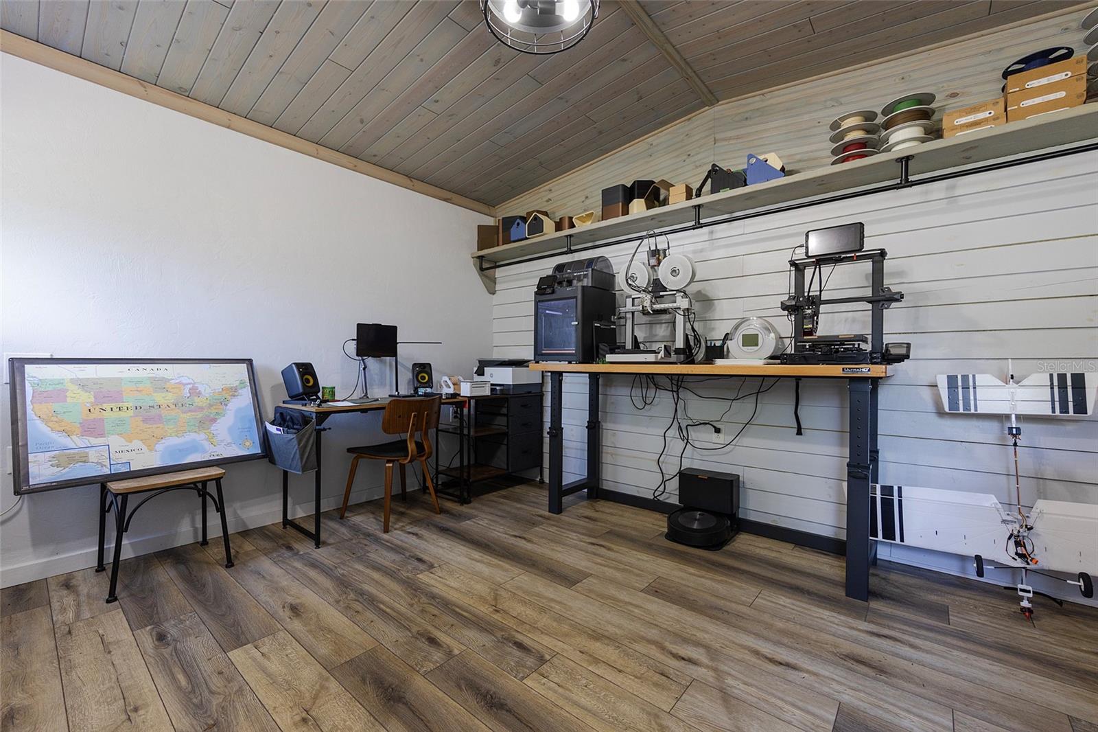 Image 38 of 60 For 1734 Santiago Street