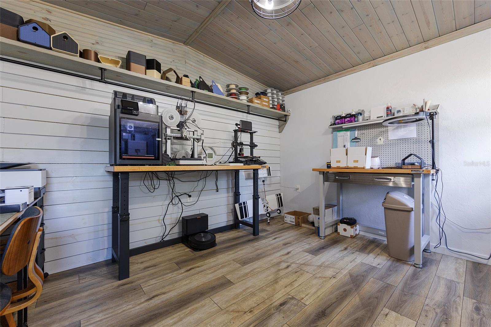 Image 39 of 60 For 1734 Santiago Street