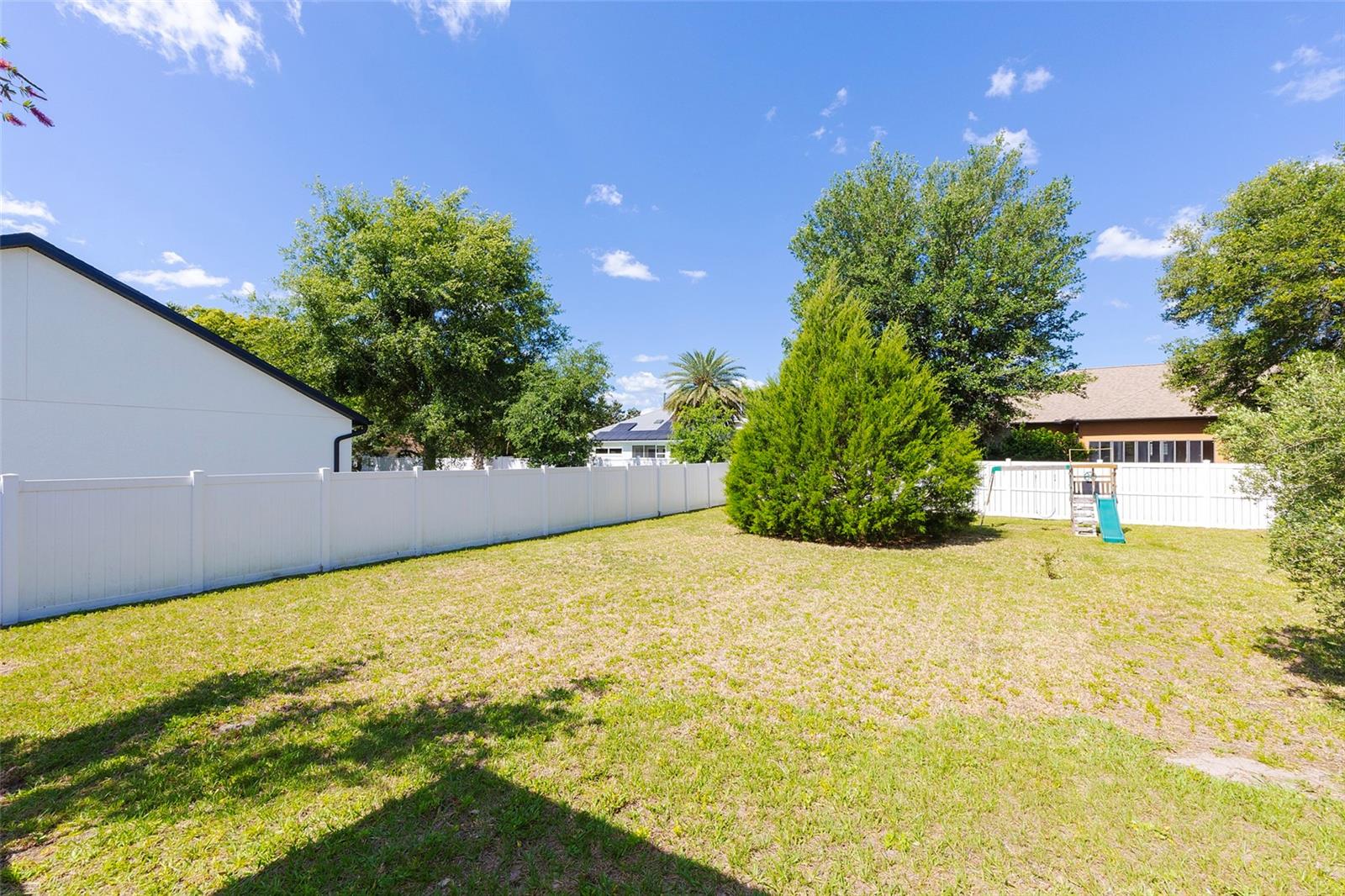 Image 47 of 60 For 1734 Santiago Street