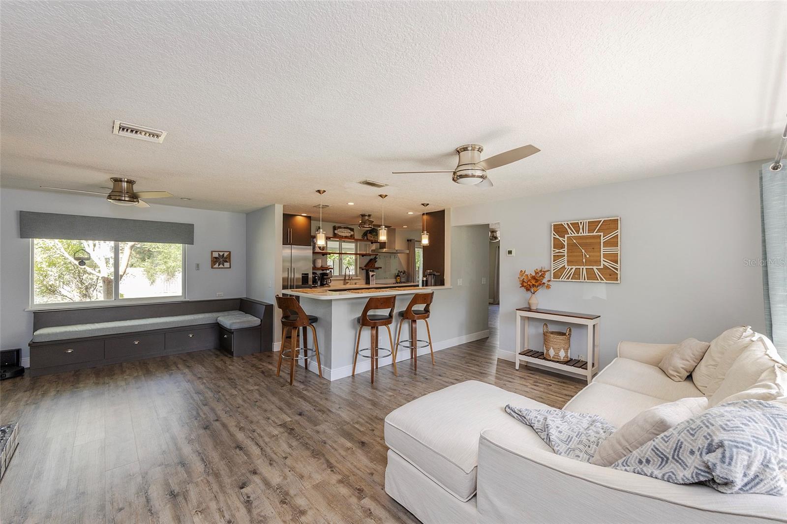 Image 9 of 60 For 1734 Santiago Street