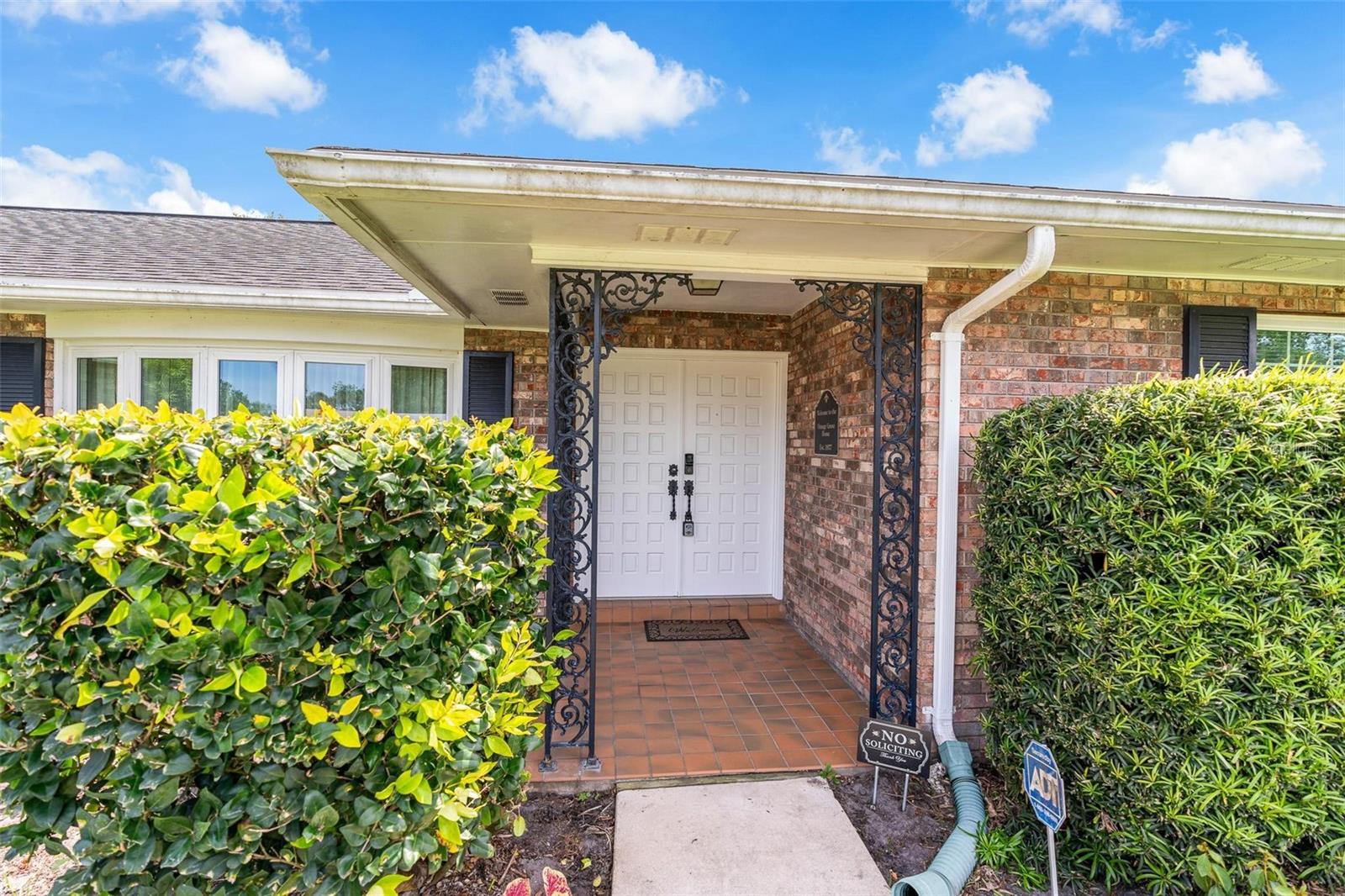 Image 26 of 35 For 801 Palm Grove Court