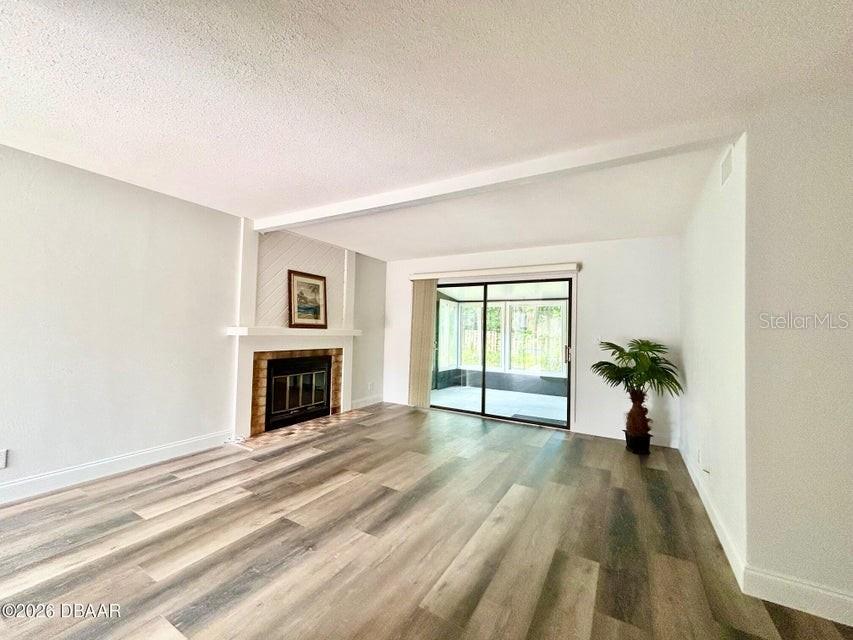 Image 12 of 25 For 31 Park Place