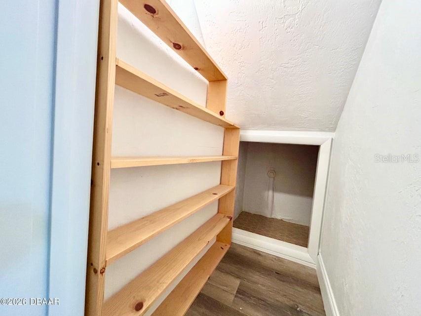 Image 20 of 25 For 31 Park Place