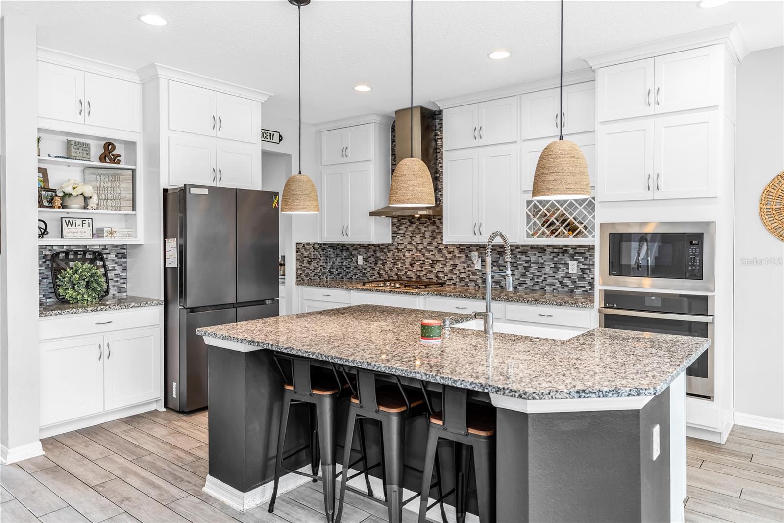 Image 10 of 52 For 239 Lugano Way