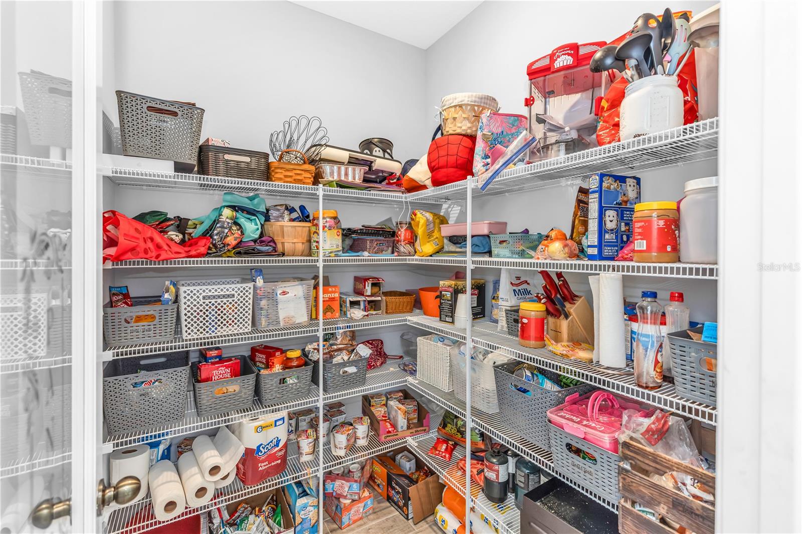 Image 12 of 52 For 239 Lugano Way