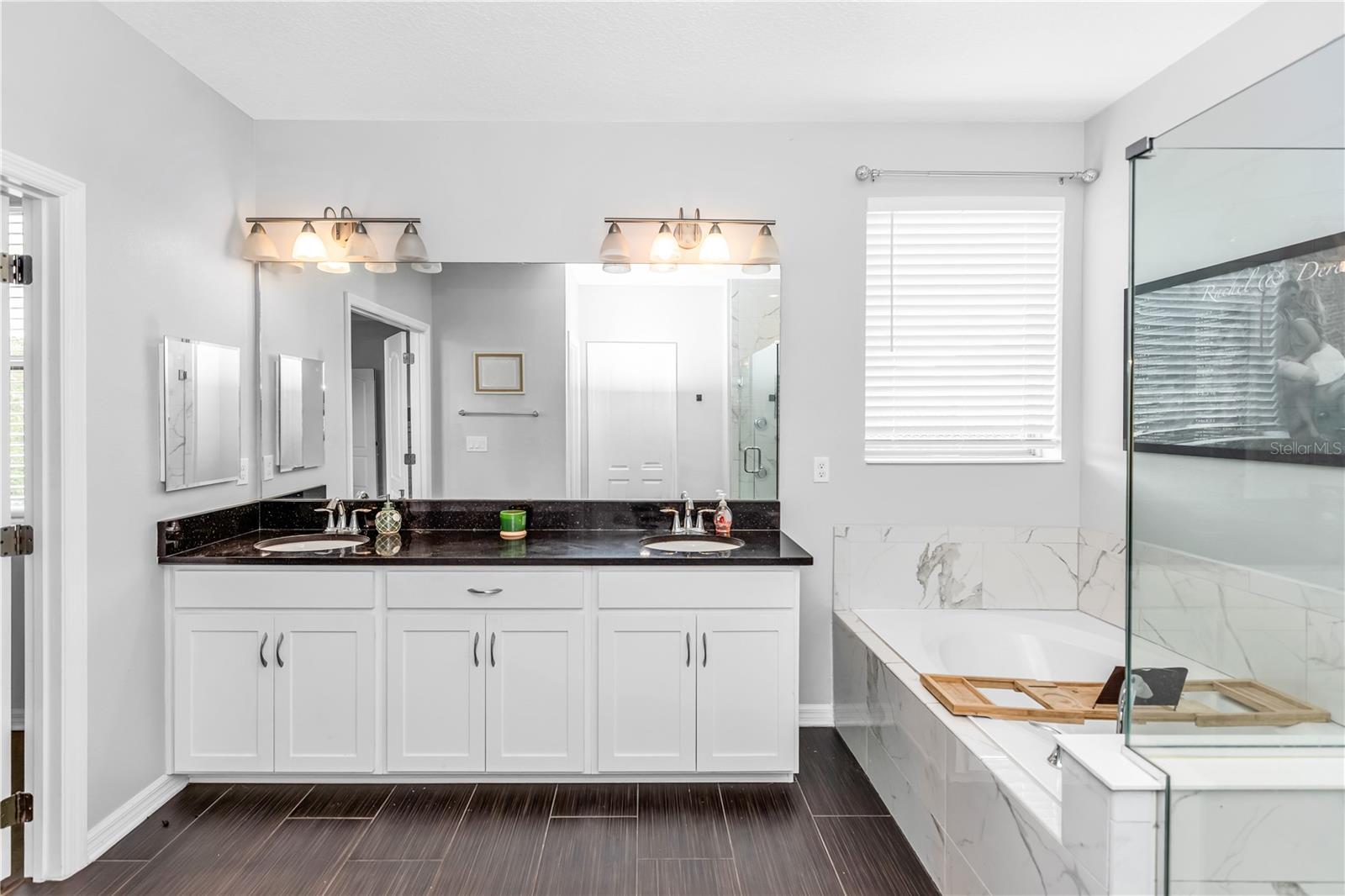 Image 25 of 52 For 239 Lugano Way