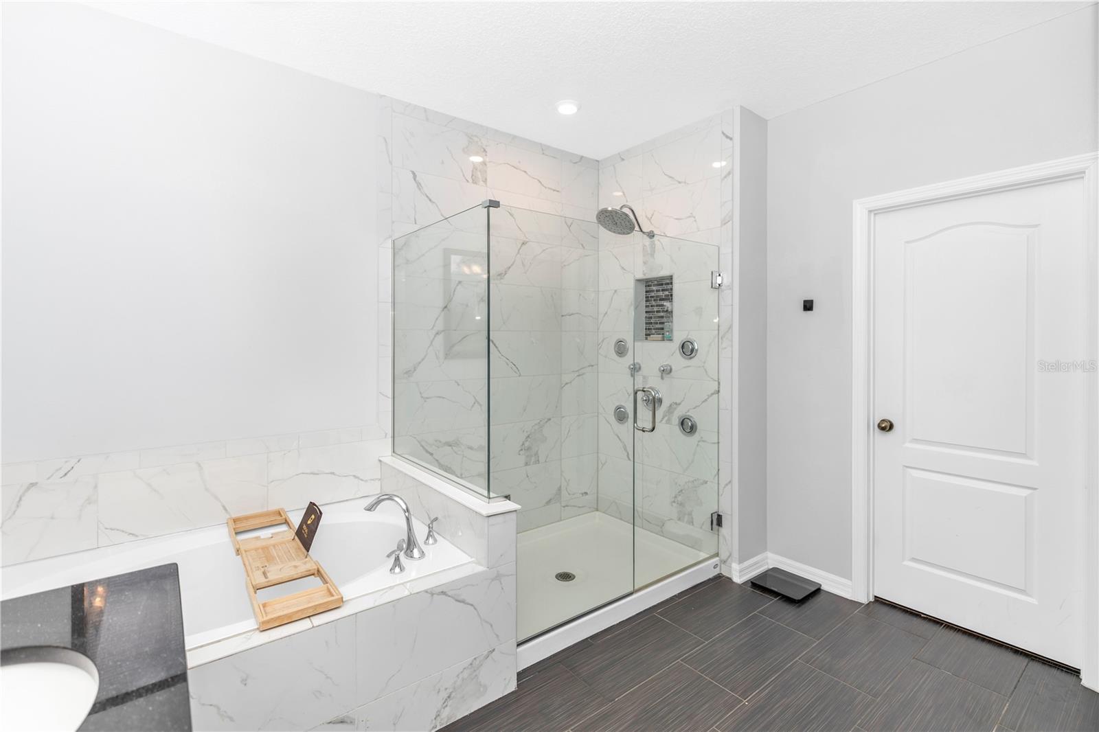 Image 26 of 52 For 239 Lugano Way