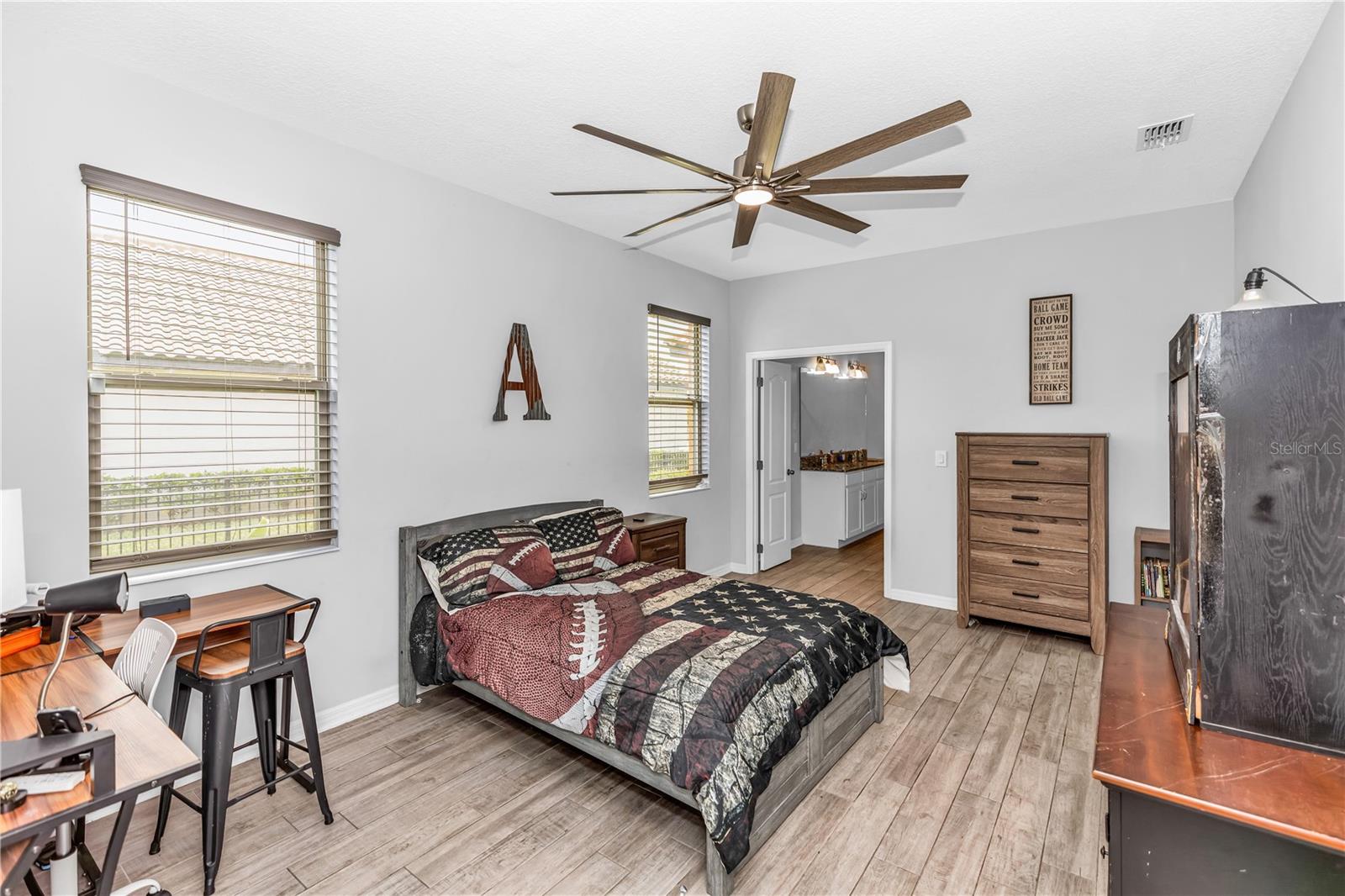 Image 27 of 52 For 239 Lugano Way