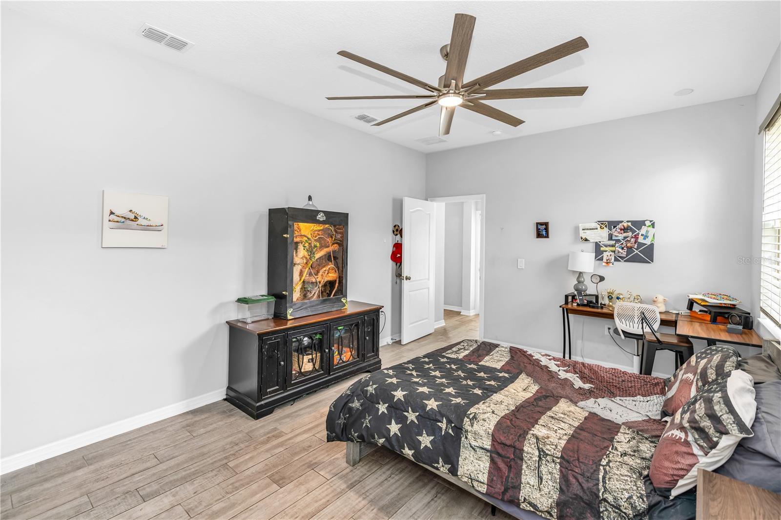 Image 28 of 52 For 239 Lugano Way