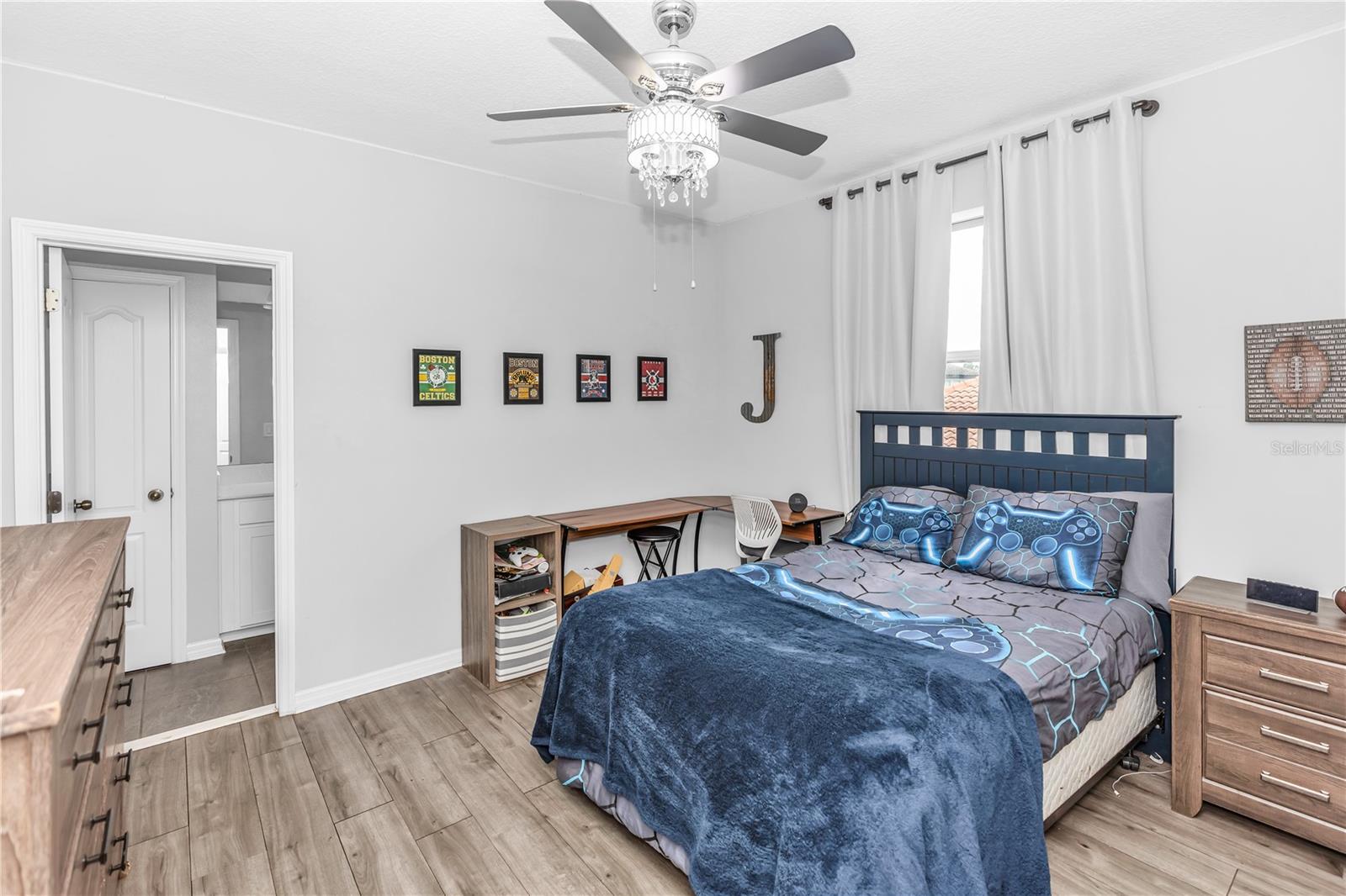 Image 31 of 52 For 239 Lugano Way