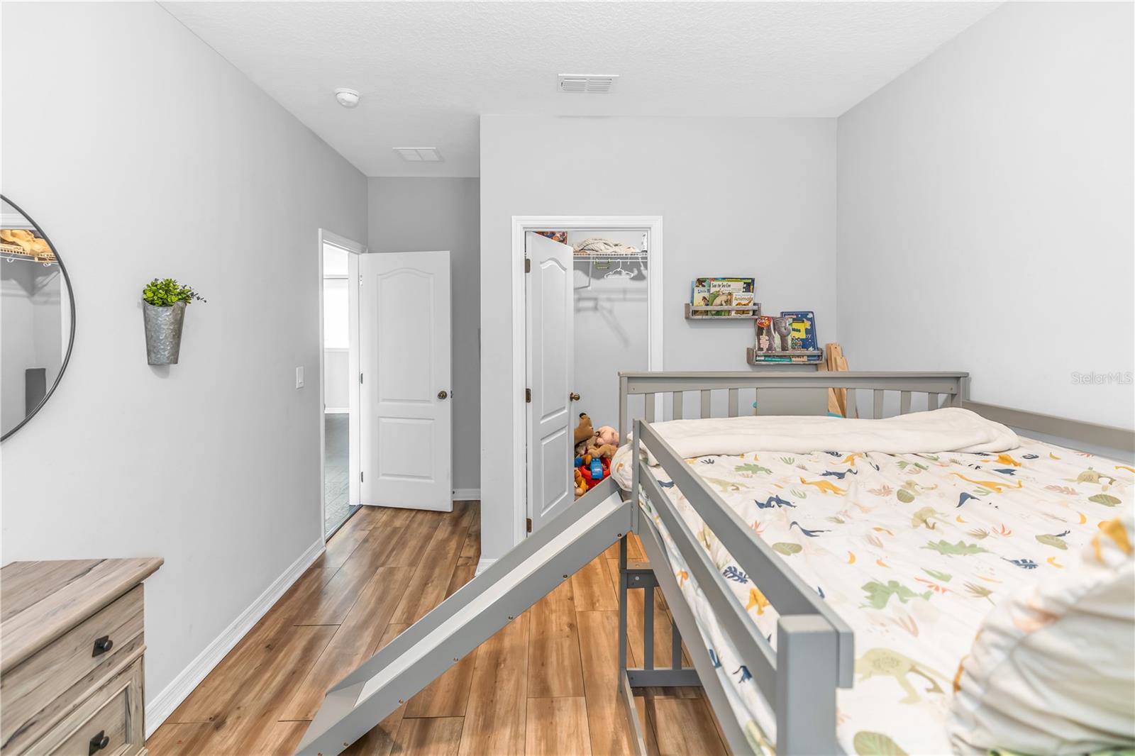 Image 35 of 52 For 239 Lugano Way