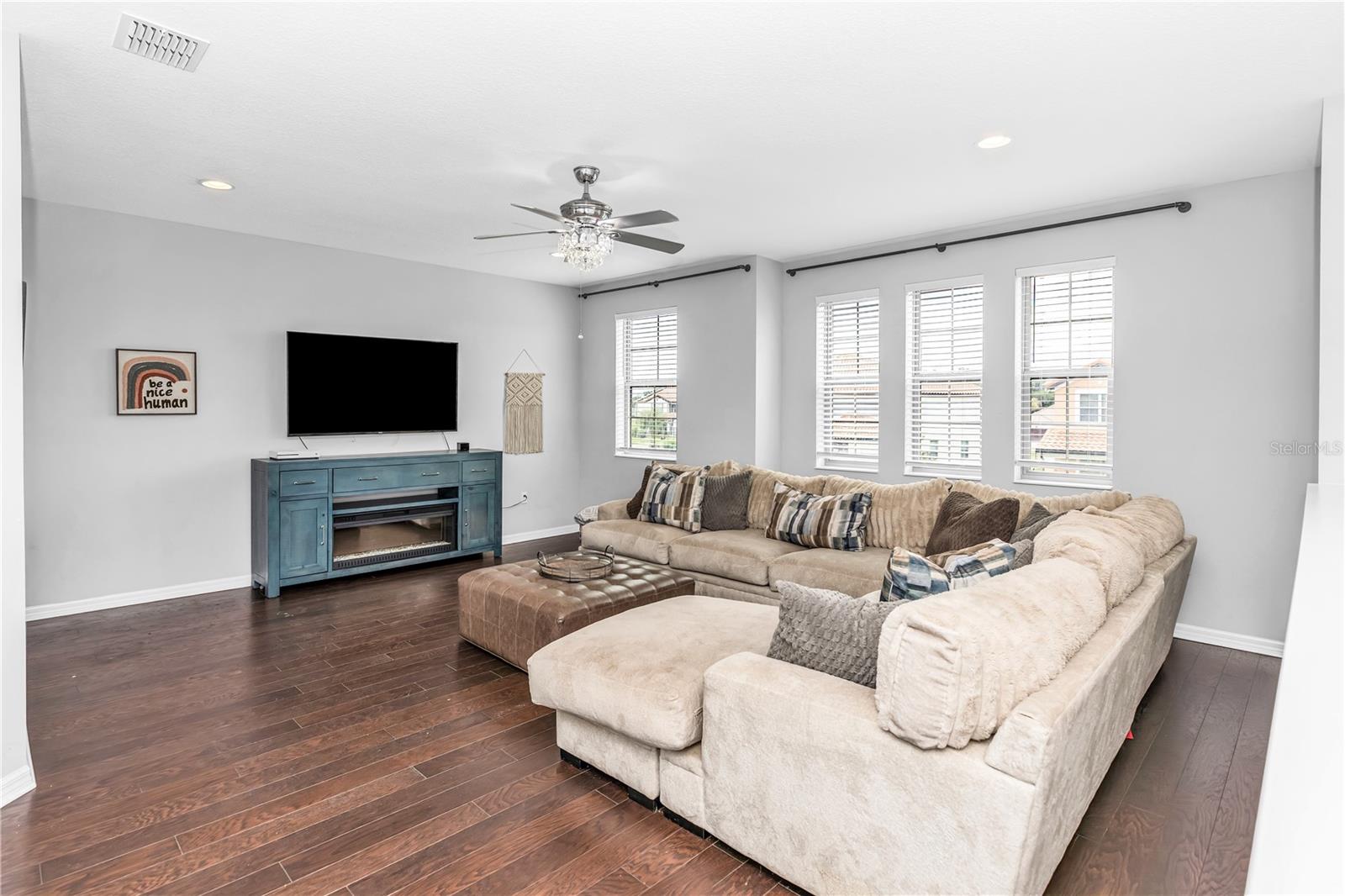 Image 39 of 52 For 239 Lugano Way