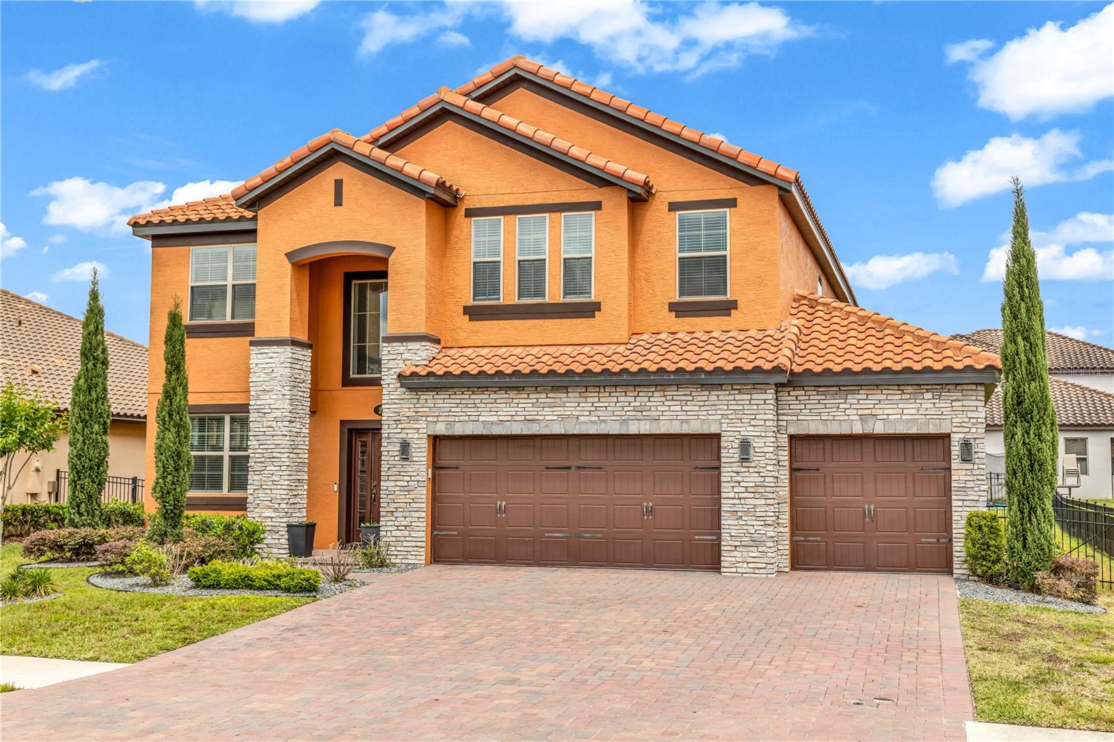 Image 4 of 52 For 239 Lugano Way