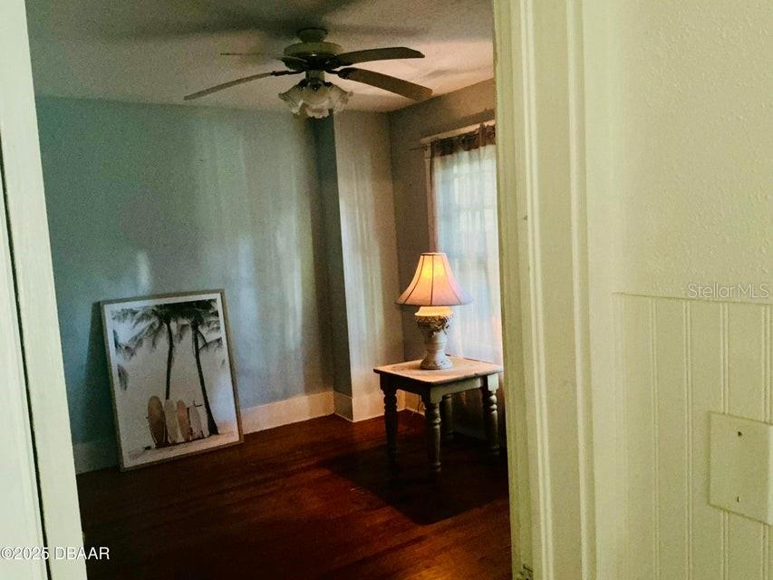 Listing photo id 8 for 711 Palmetto Avenue