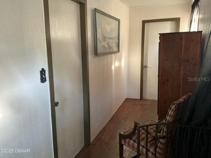 Listing photo id 13 for 711 Palmetto Avenue