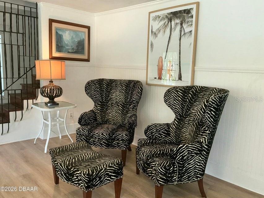 Listing photo id 3 for 711 Palmetto Avenue