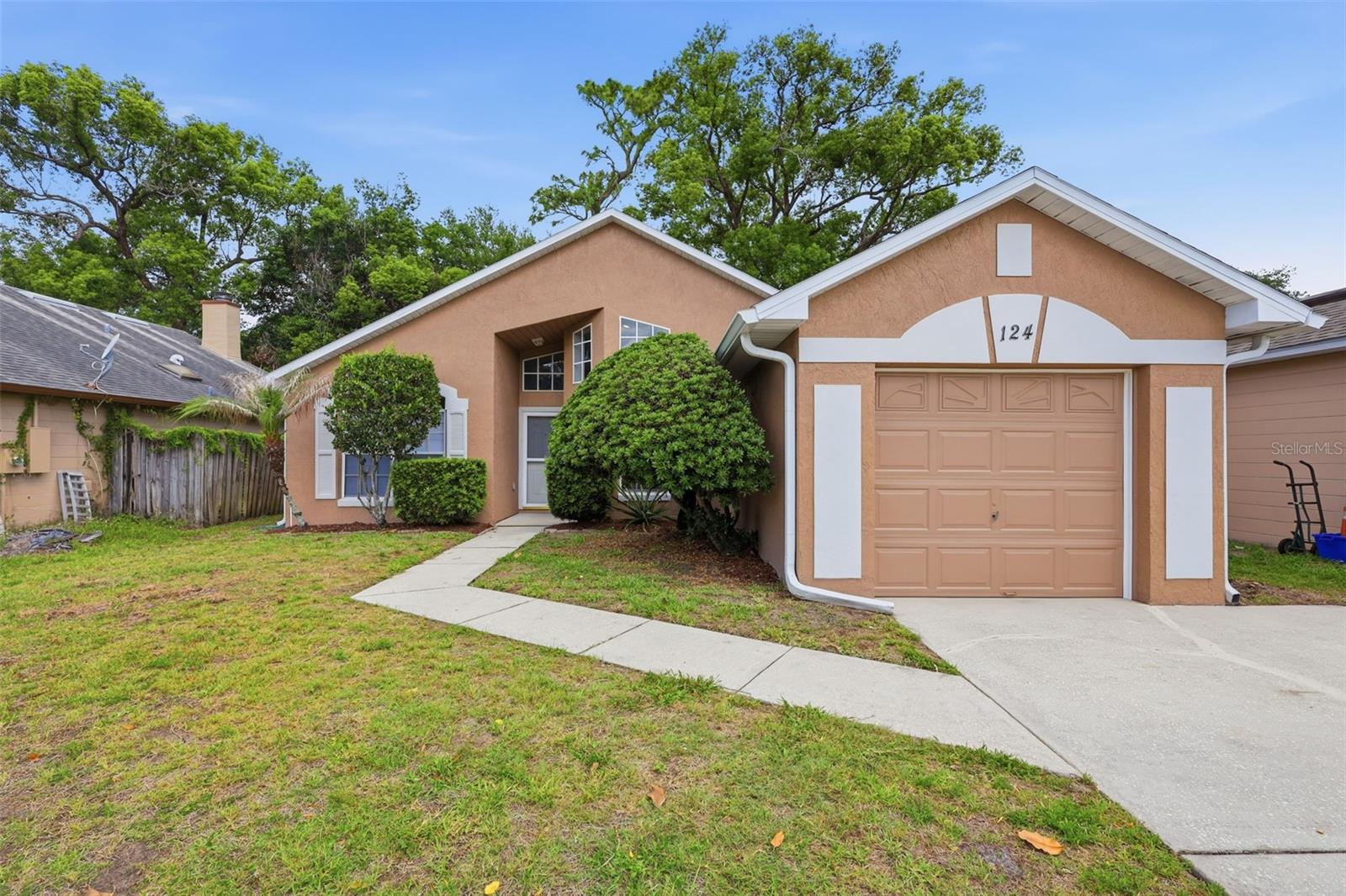 Details for 124 Kelly Circle, SANFORD, FL 32773