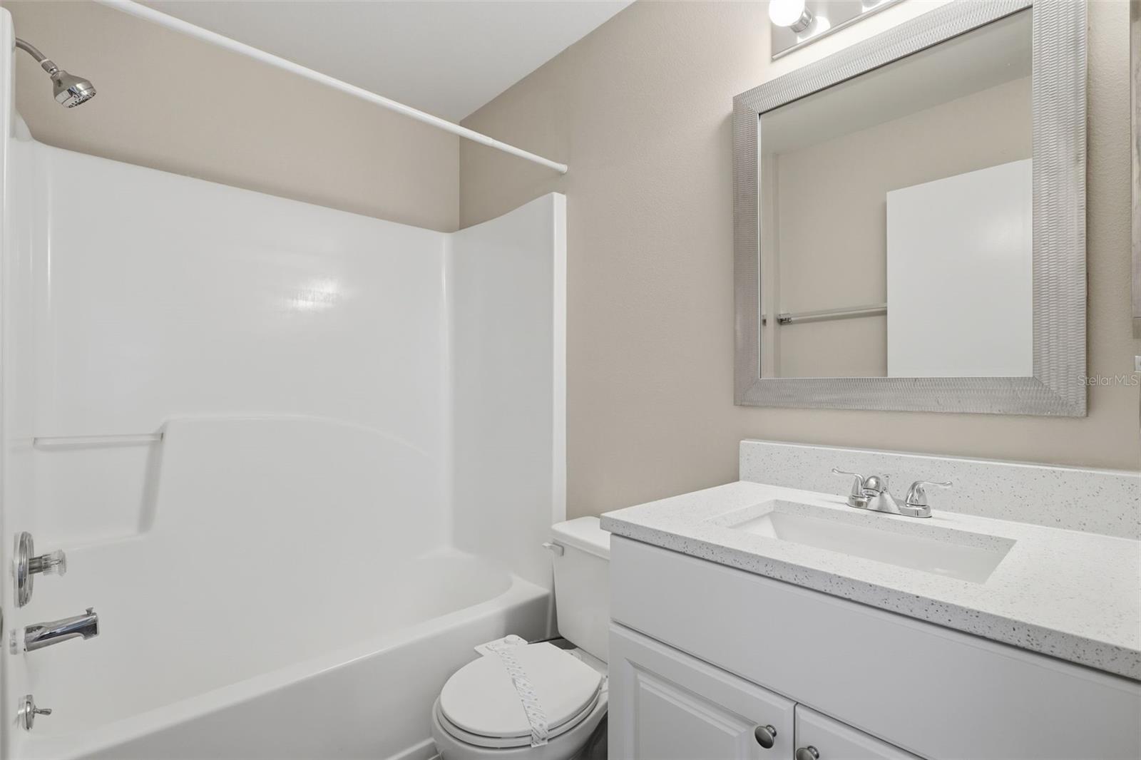 Image 21 of 27 For 124 Kelly Circle