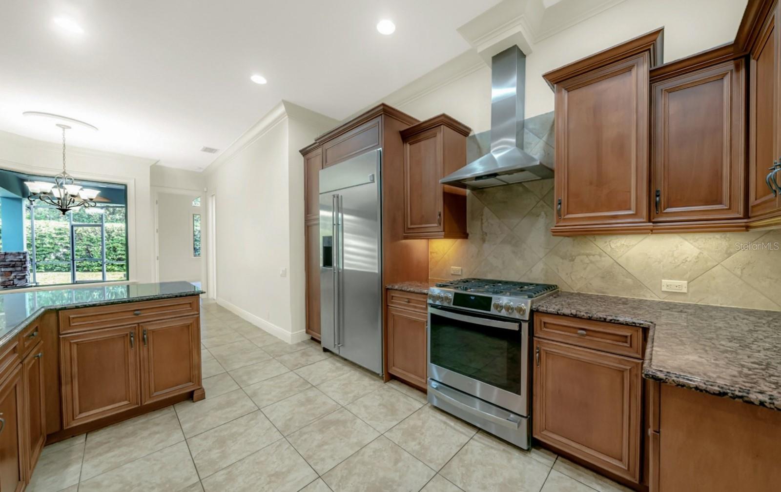 Image 40 of 97 For 607 Victoria Hills Drive