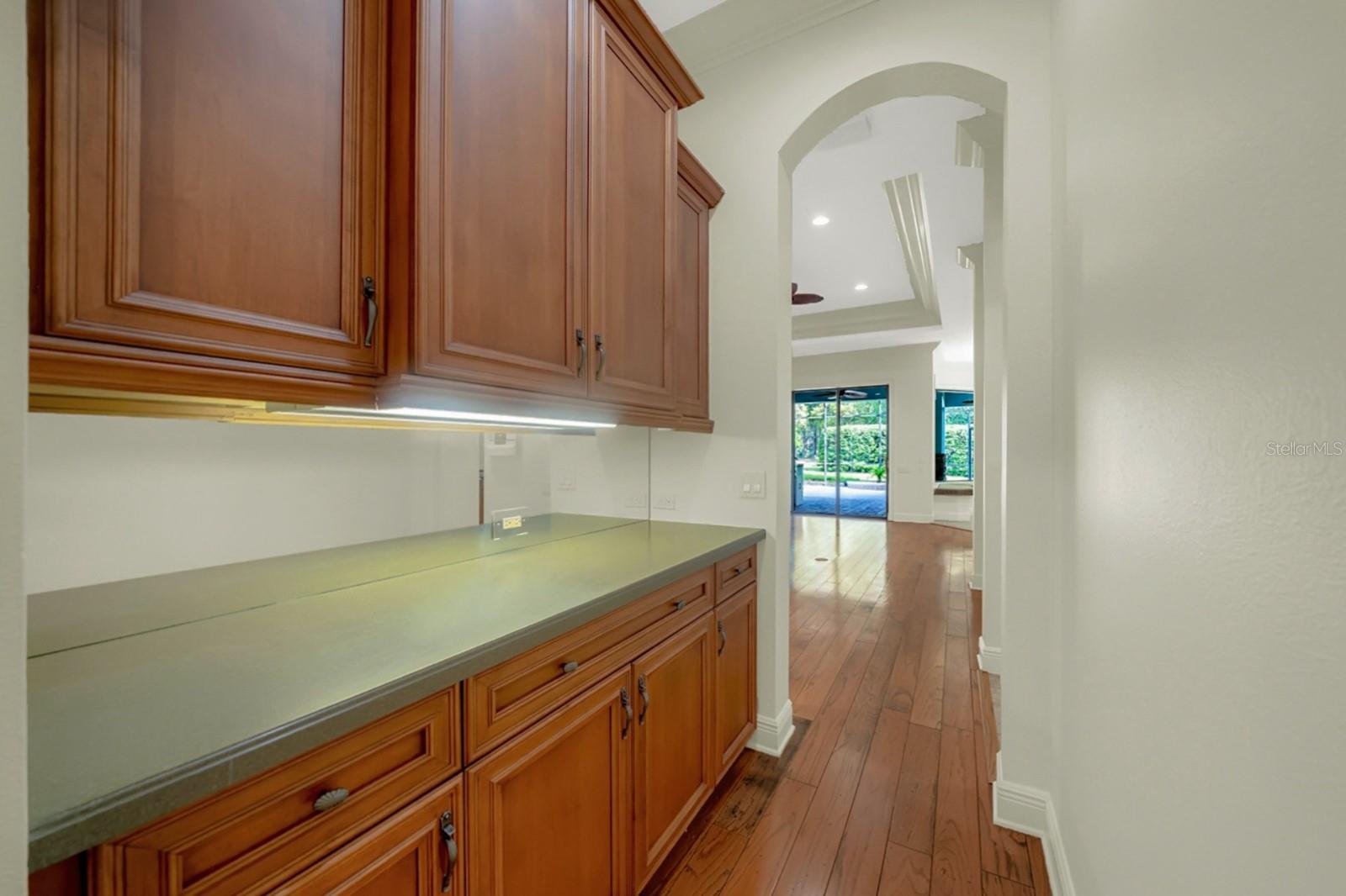 Image 47 of 97 For 607 Victoria Hills Drive