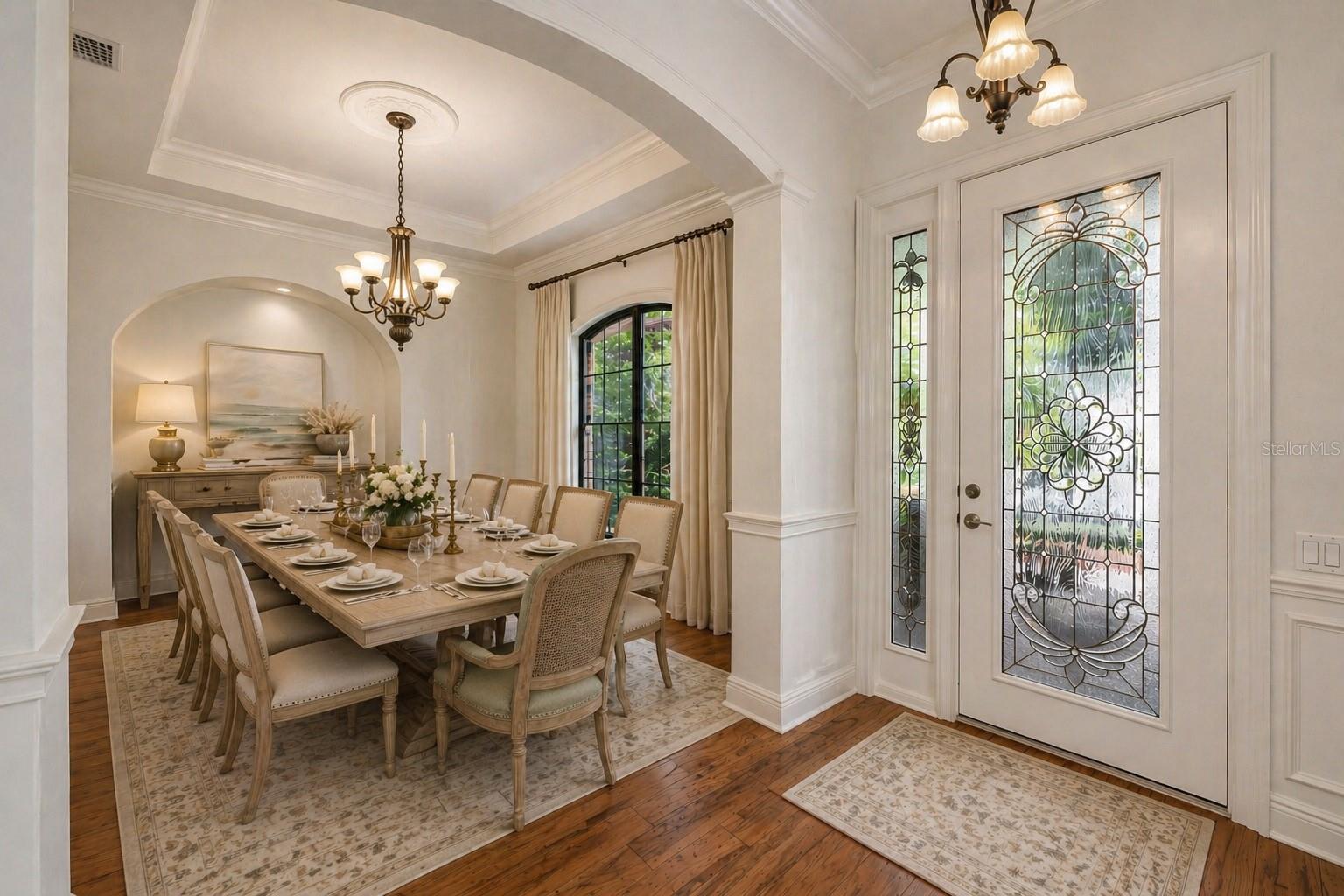 Image 6 of 97 For 607 Victoria Hills Drive