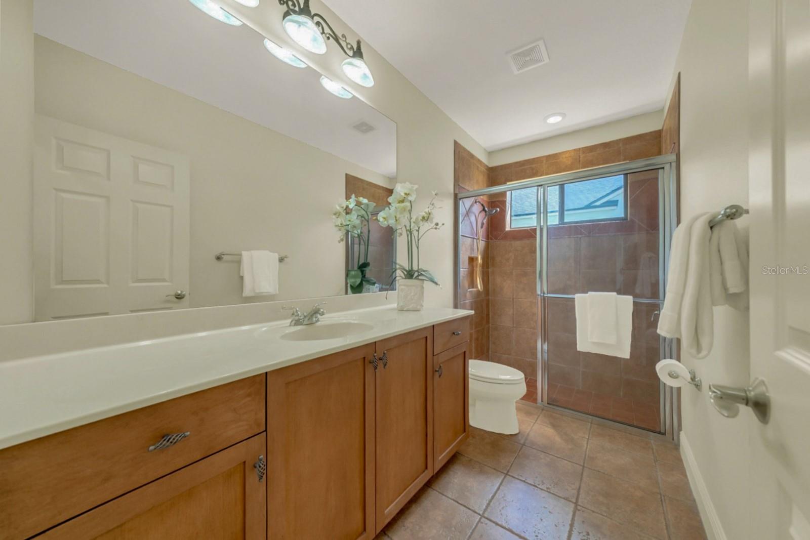Image 67 of 97 For 607 Victoria Hills Drive