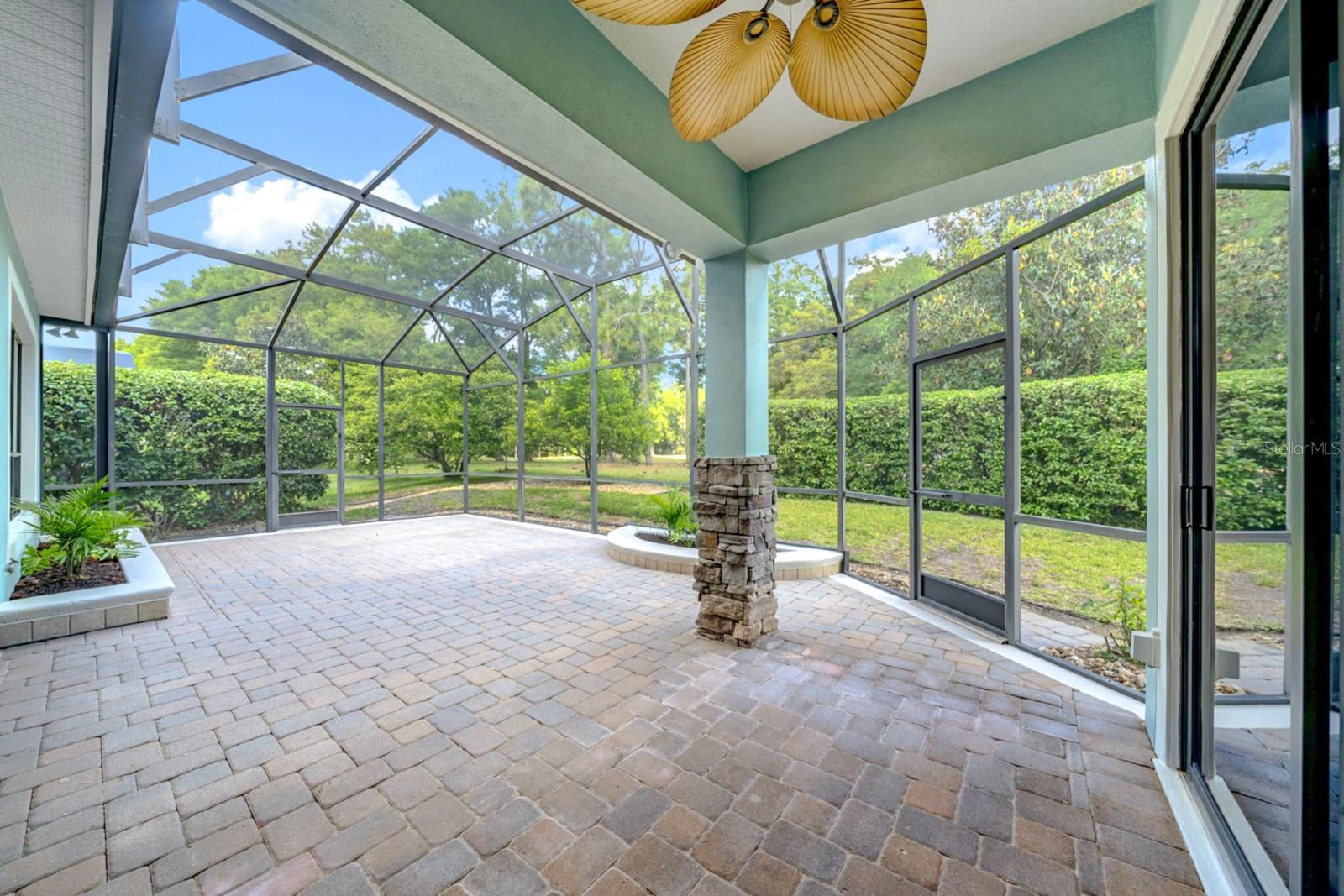 Image 76 of 97 For 607 Victoria Hills Drive
