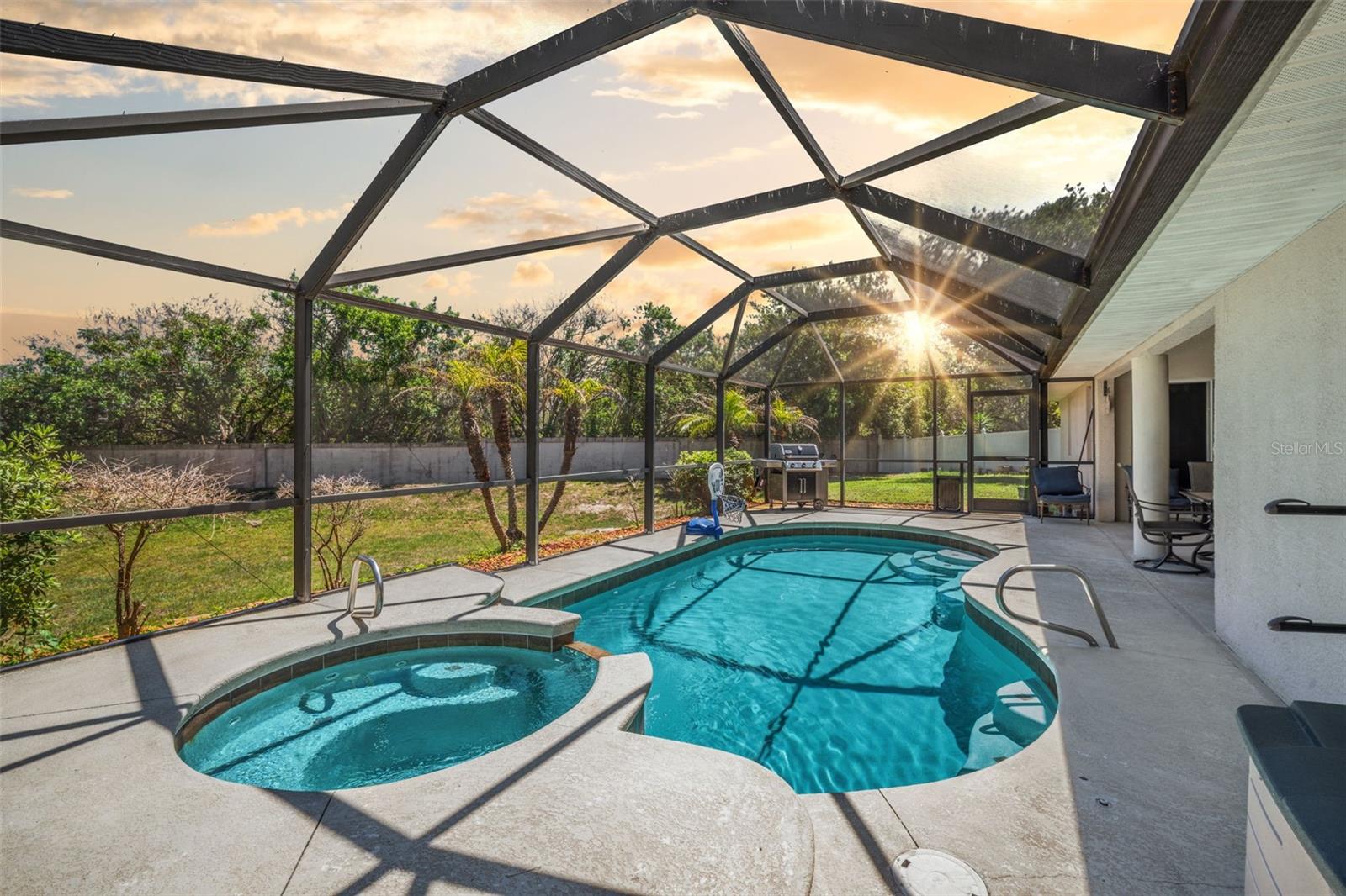 Image 39 of 45 For 495 Bella Vista Drive